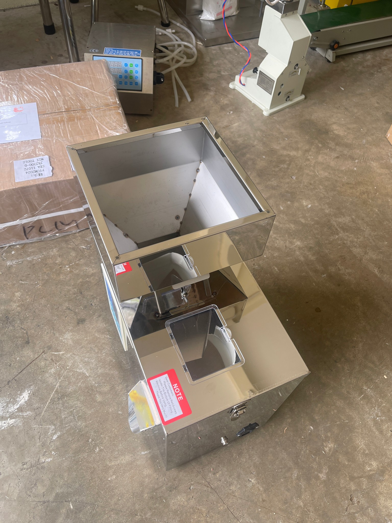 🌈12583 เครื่องบรรจุผง เมล็ด แนวตั้ง 0.5-99 กรัม ระบบสั่นในตัว ,สแตนเลส 220v /180w F-100