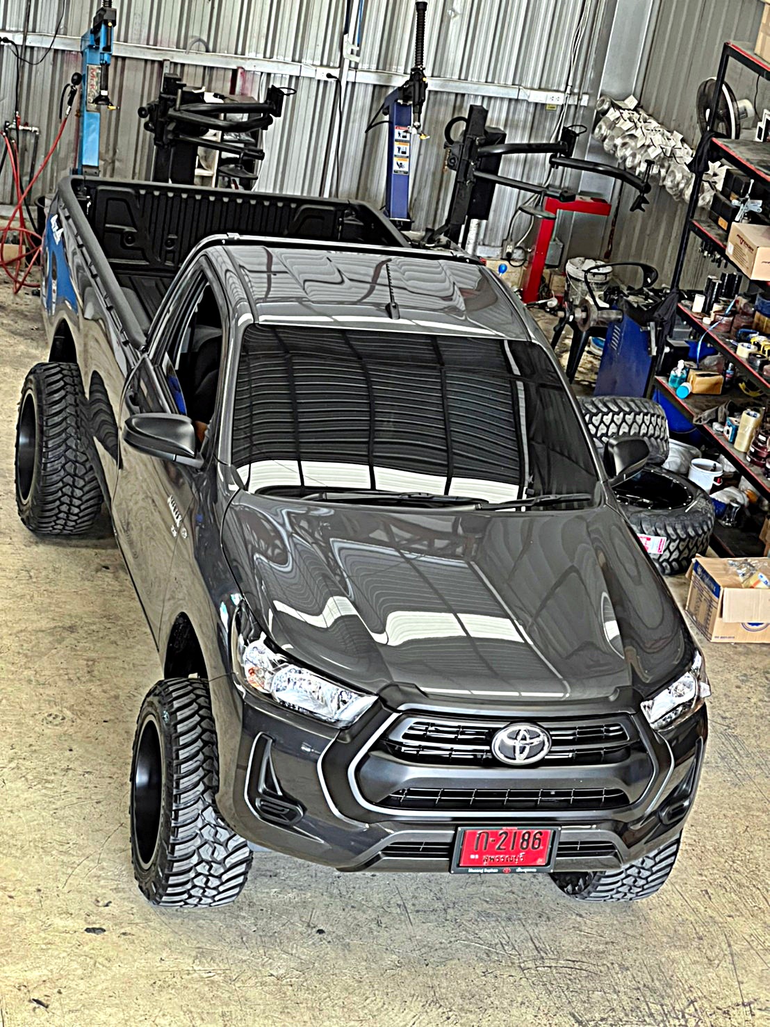 #TOYOTA_REVO_หัวเดียว จองคิวมาจากสุพรรณบุรี ทำทรงเมกาที่STEP9