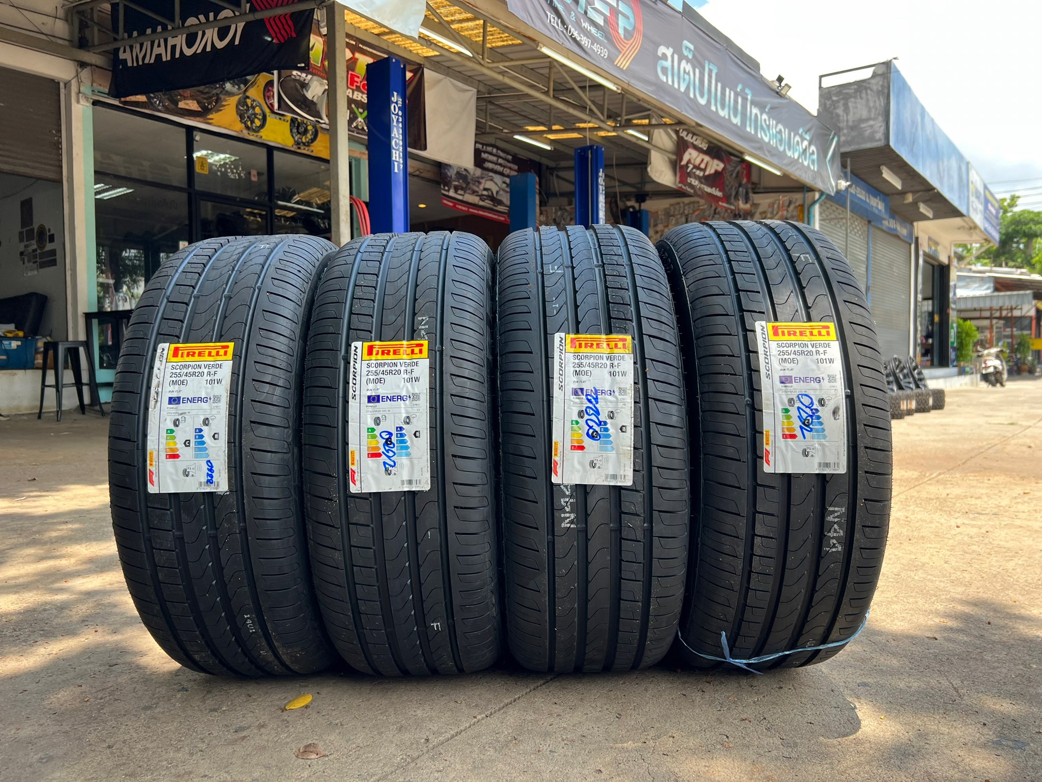 PIRELLI SCORPION VERDE RUNFLAT 255/45-20 ราคาพิเศษที่ STEP9