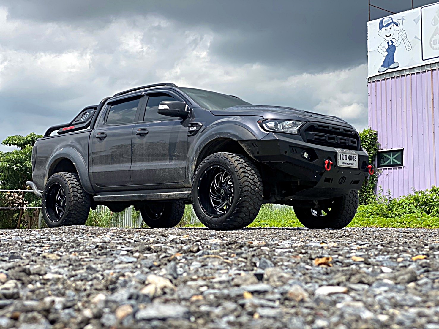 FORD จัดชุดใหม่ ทรงเมกาที่ STEP9