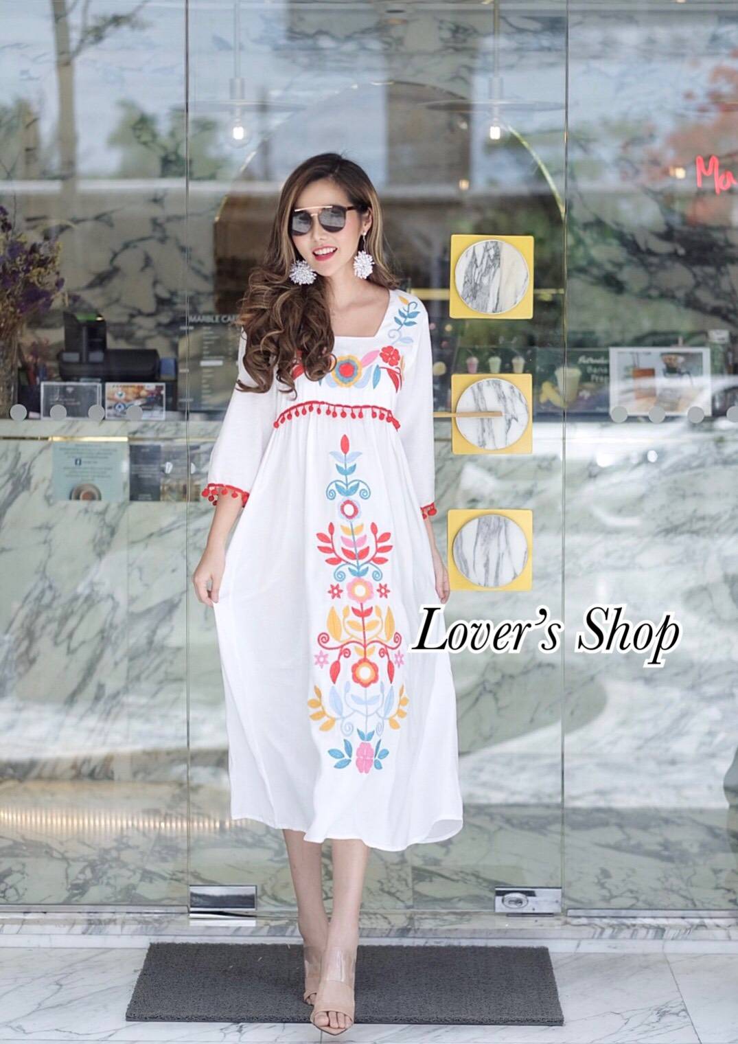 เดรสโบฮีเมียน แต่งตุ้งติ้ง