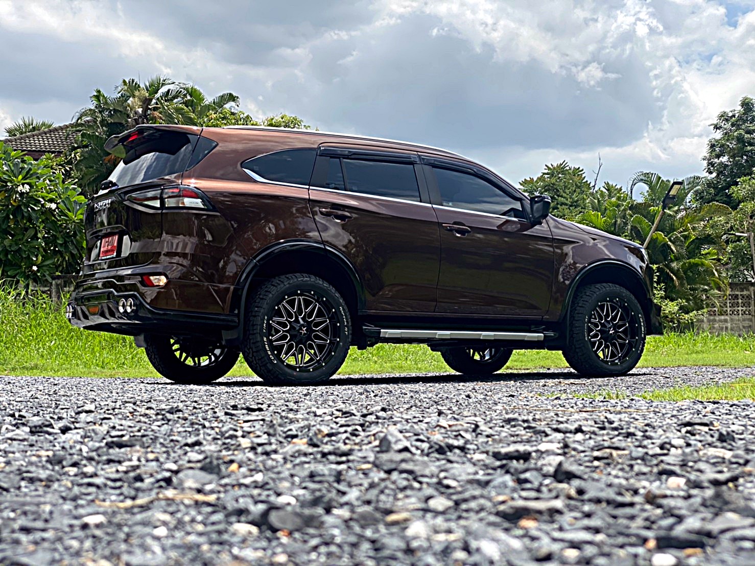 MU-X แต่งออฟโรด แบบไม่ยกที่ STEP9