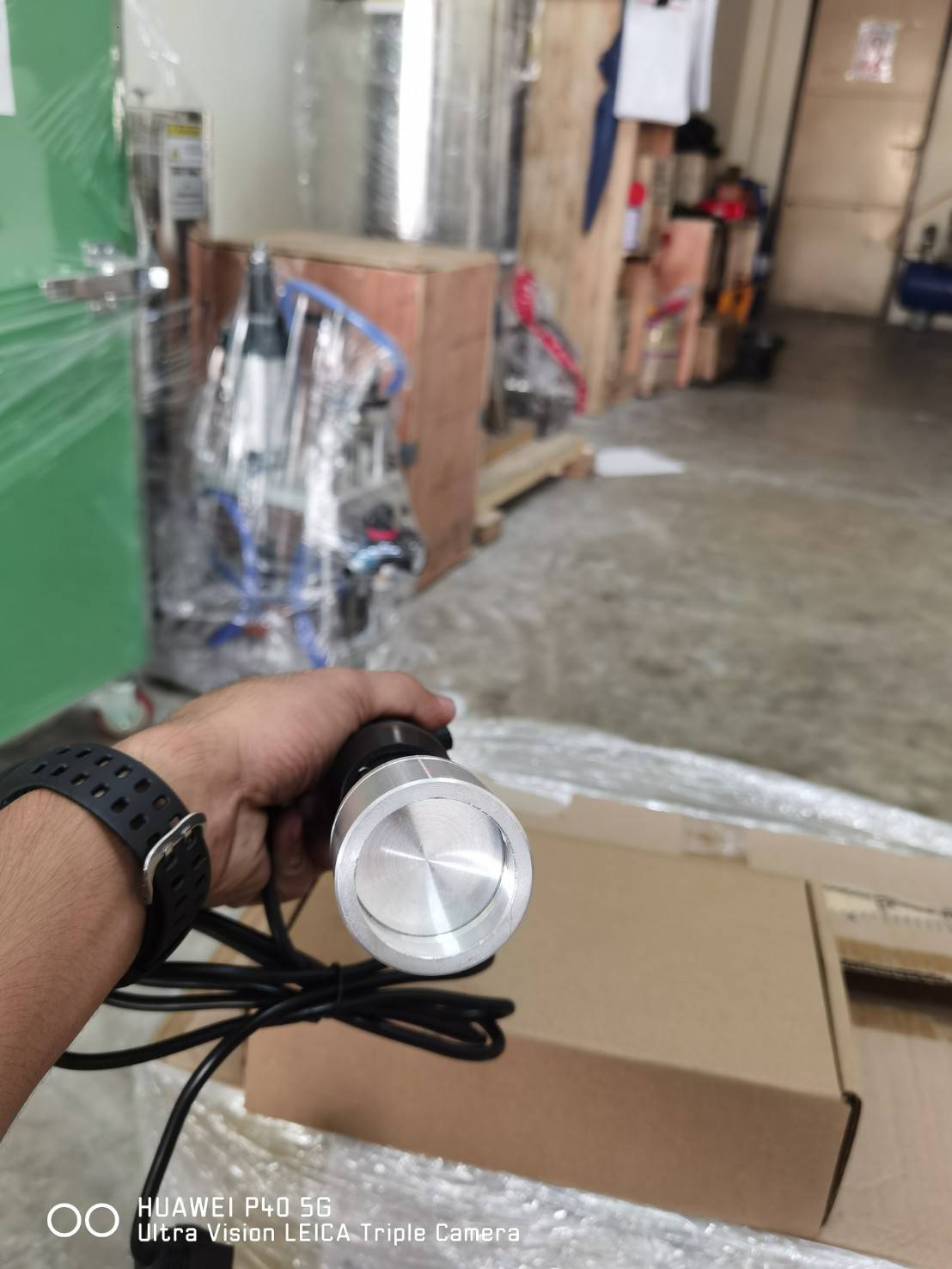 🌈12507 เครื่องปิดฝาขวดไฟฟ้า แบบมือถือ (10-50mm) 6 ชิ้น+ที่แขวน รุ่น SF-1550 หมุนฝา