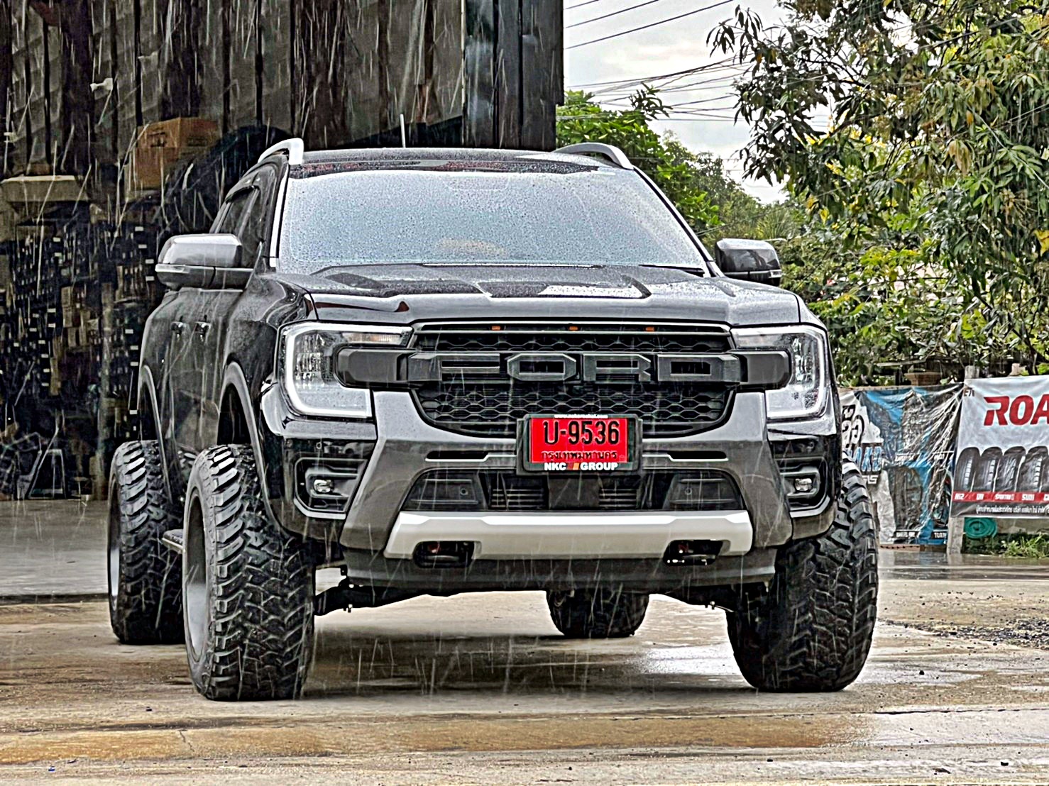 FORD_RANGER_NEXTGEN จัดล้อยาง ทรงเมกาที่ STEP9