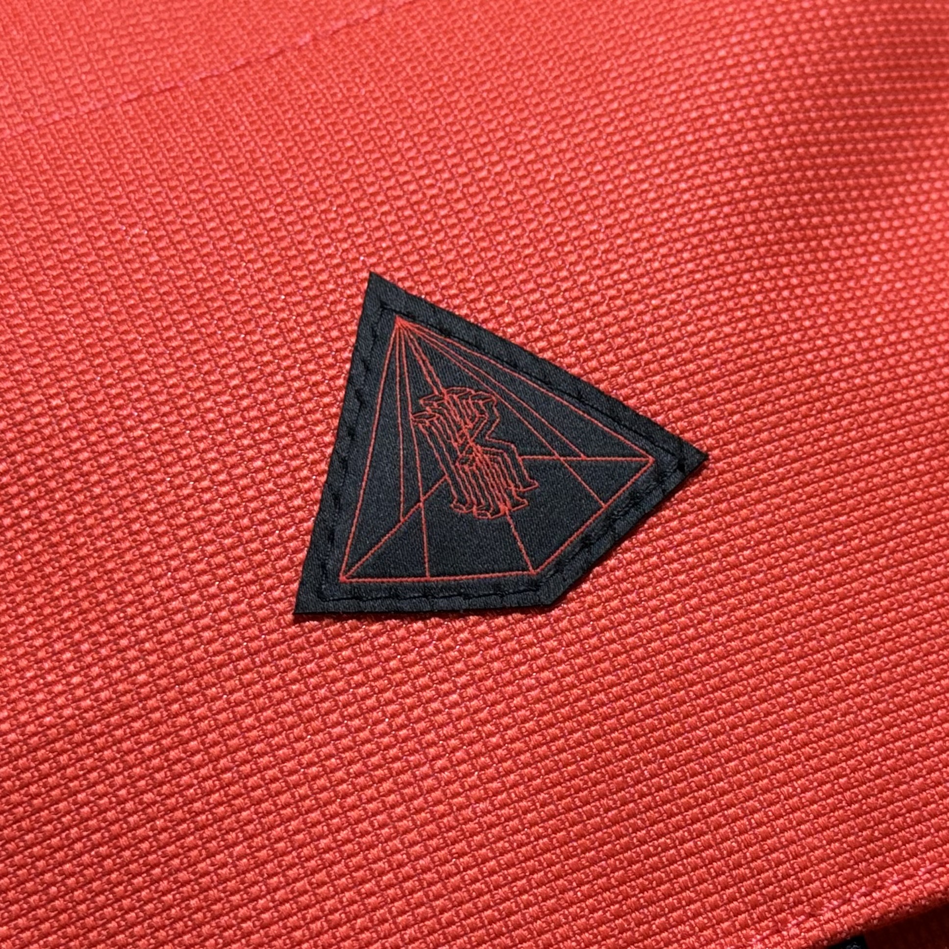 กระเป๋า Nike Kyrie Irving Crossbody Bag ‘Chili’s Red’