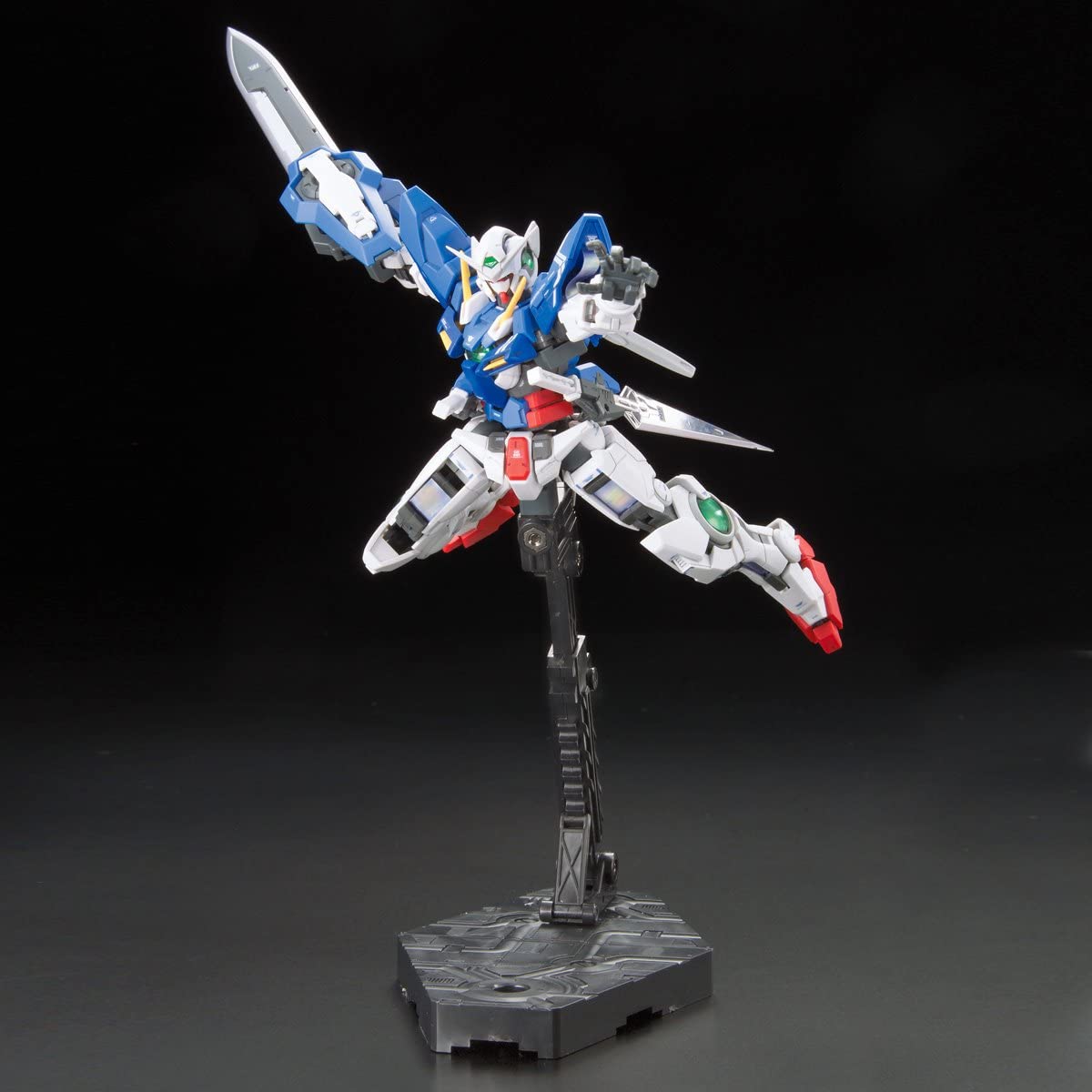 GN-001 Gundam Exia (RG) (Gundam Model Kits)