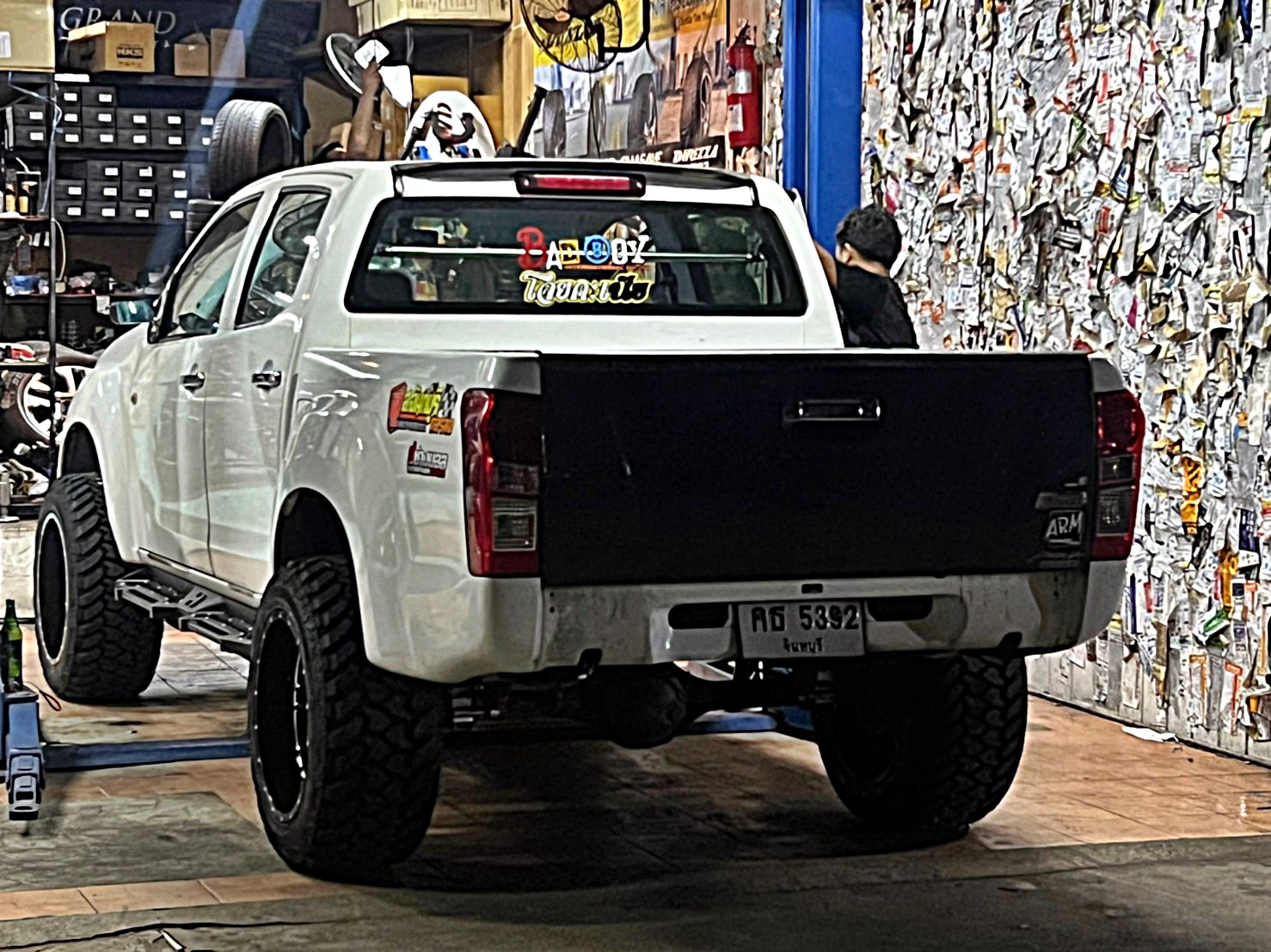 D-MAX_จองคิวมาจากจันทบุรี คันนี้ตัวเตี้ยโหลดเตี้ย จัดทรงเมกาที่ STEP9