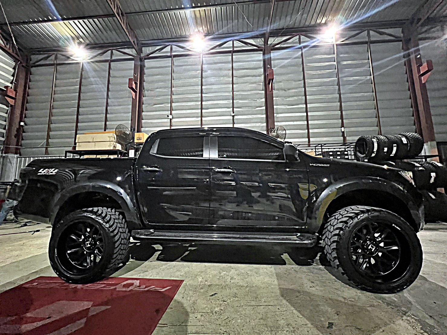 D-MAX ทรงเมกา จัดล้อแท้ HOSTILE ที่ STEP9