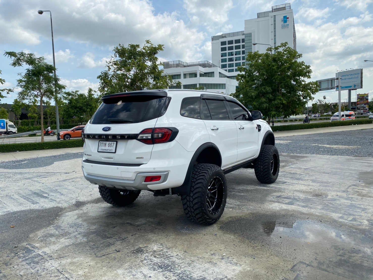 FORD EVEREST ยก6นิ้ว จัด FULLSET ที่ STEP9