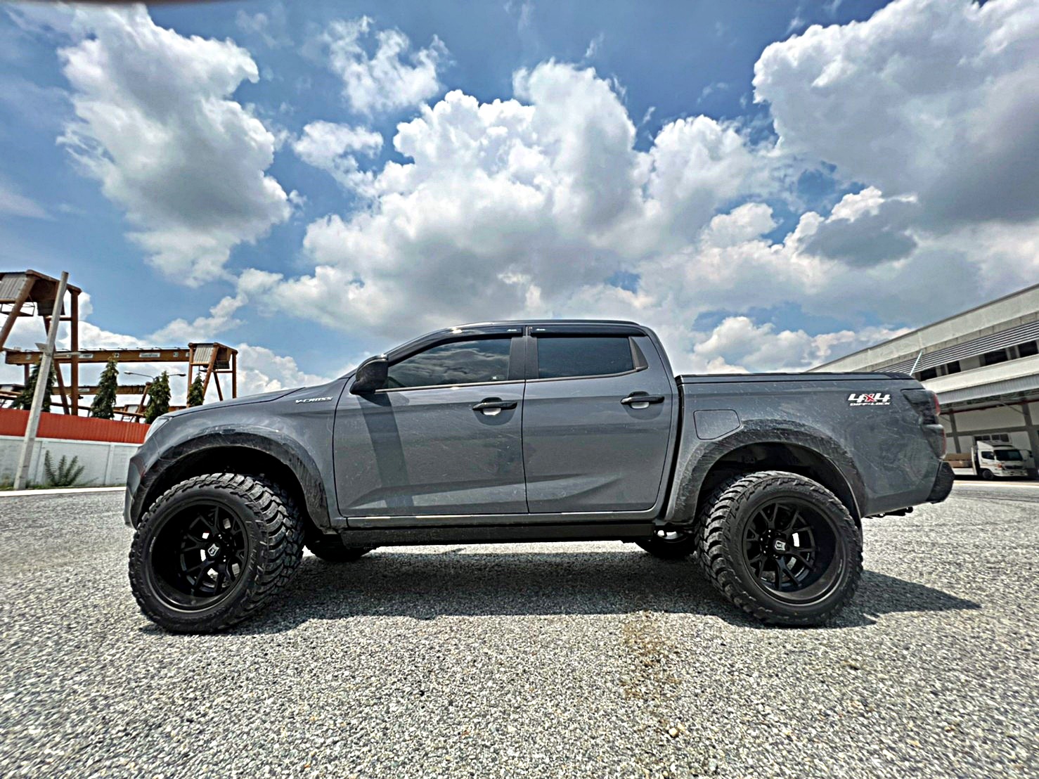 D_MAX_ทะเบียนนครปฐม ทำทรงเมกาที่ STEP9