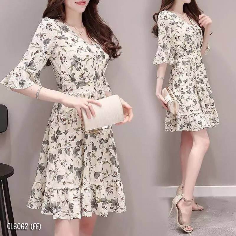 เดรสลายดอก