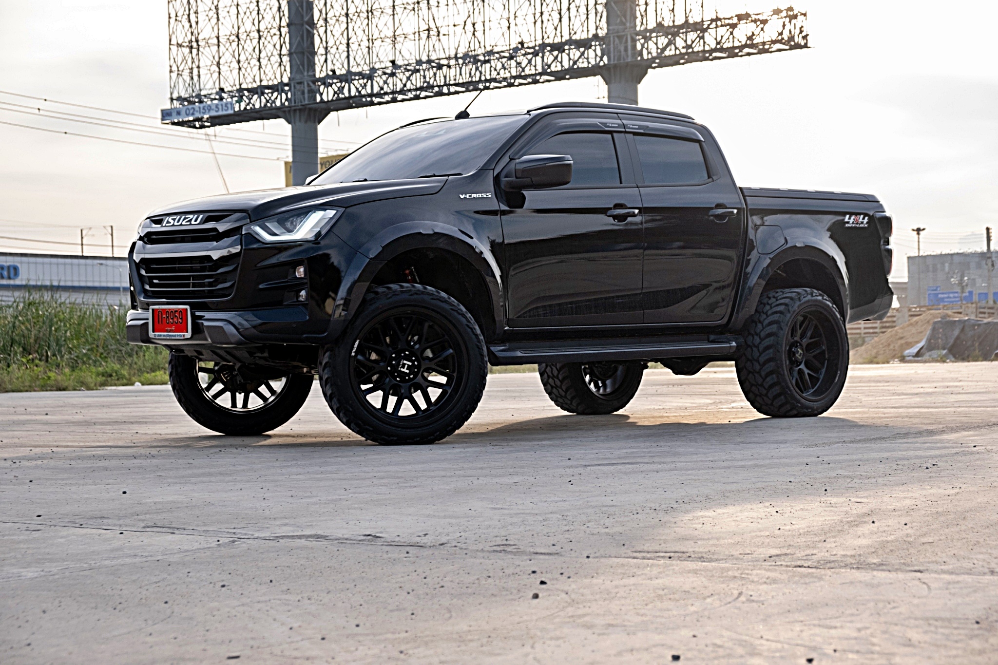 ล้อแท้ HOSTILE H120 ขอบ22 ใส่ D-MAX