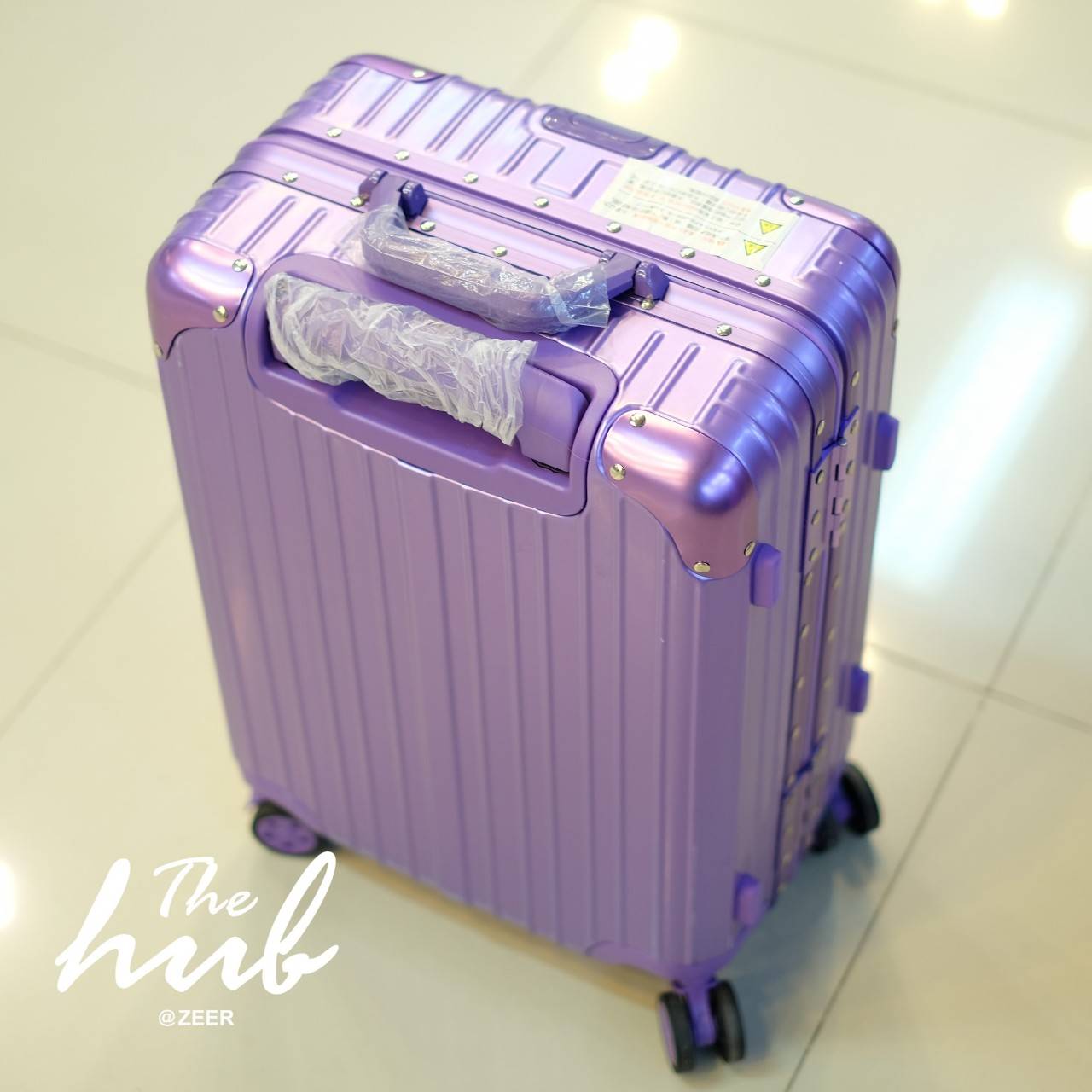 กระเป๋าเดินทาง สี purple gold