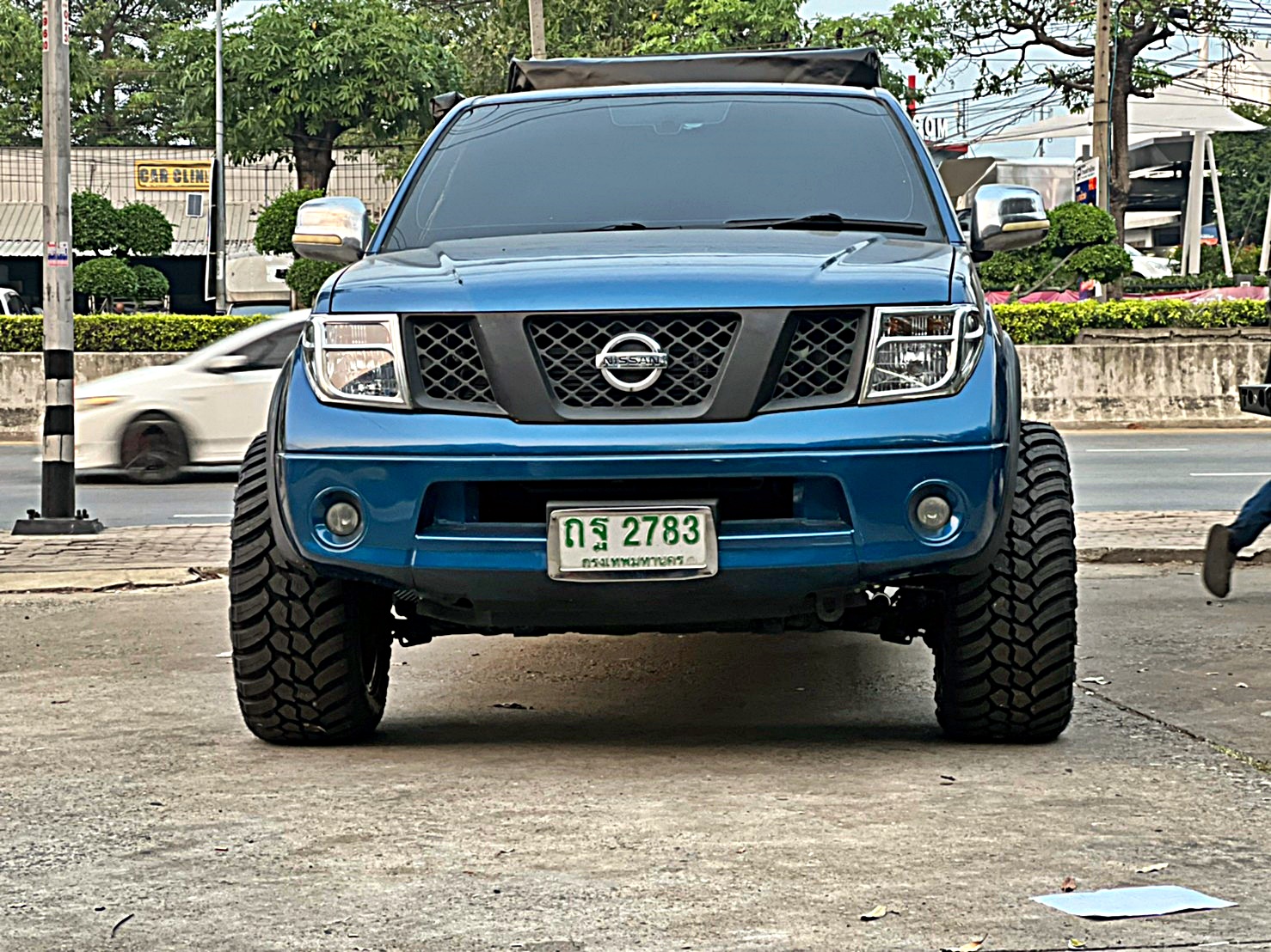 NISSAN_NAVARA_แปลงร่าง ทรงเมกา