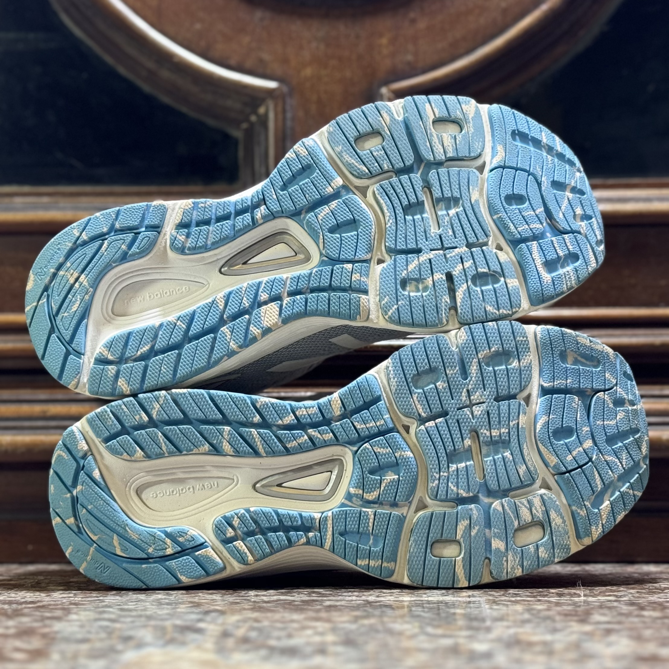 รองเท้าวิ่ง New Balance 880 V9 Women #มือ2 (W7.5US)