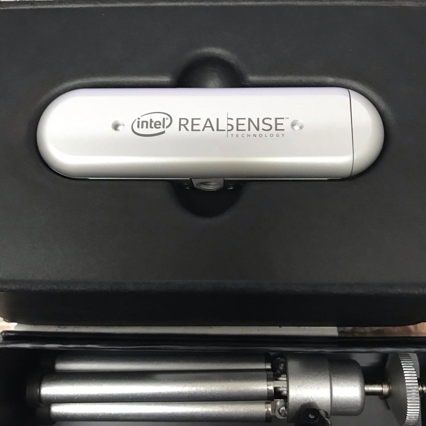 พรีออเดอร์ กล้องถ่ายรูประยะชัดลึก Intel RealSense Depth Camera รุ่น D435 และ D435i