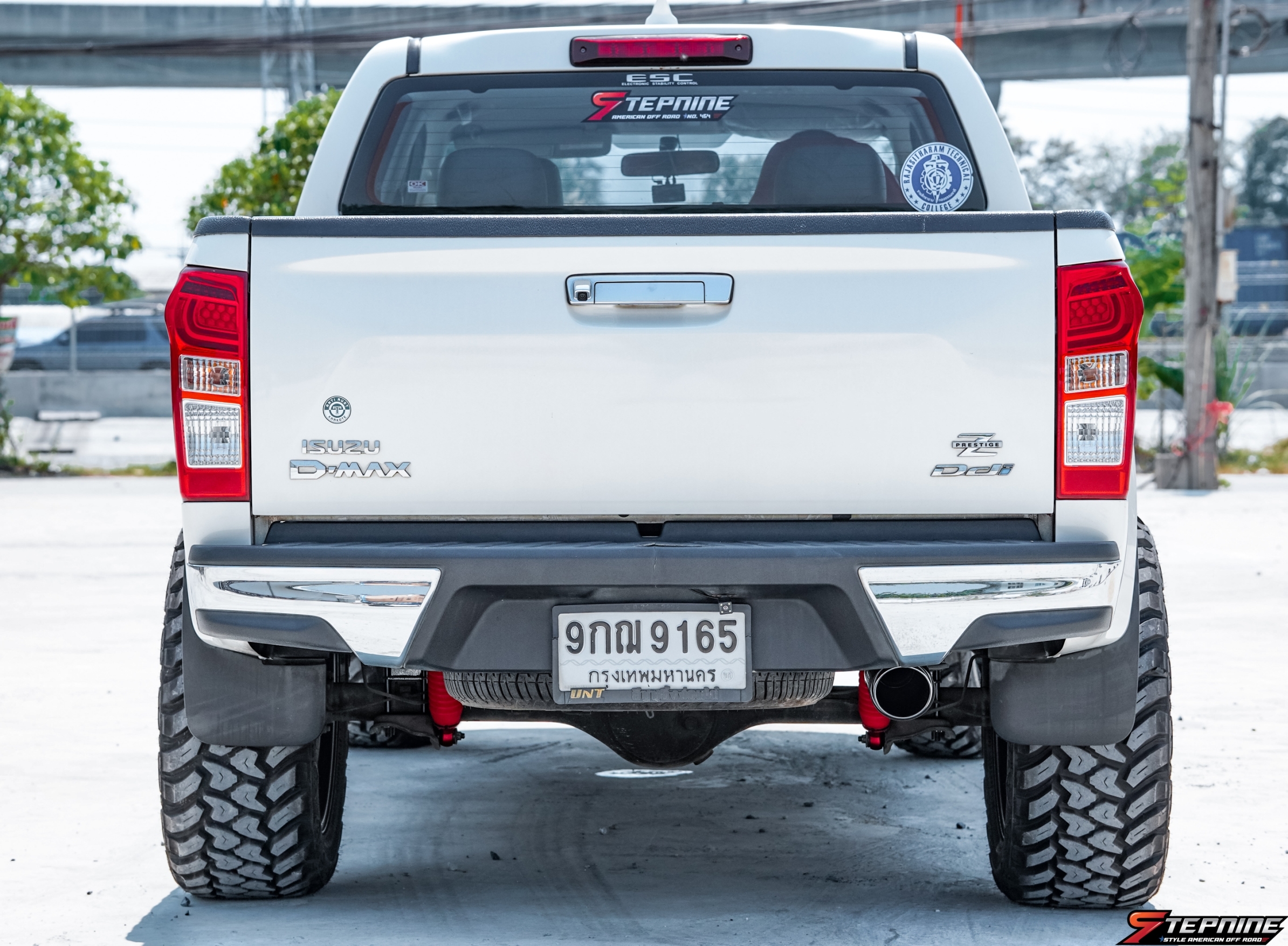 D-MAX จากสมุทรสาคาร แต่งเมกาครบชุดที STEP9
