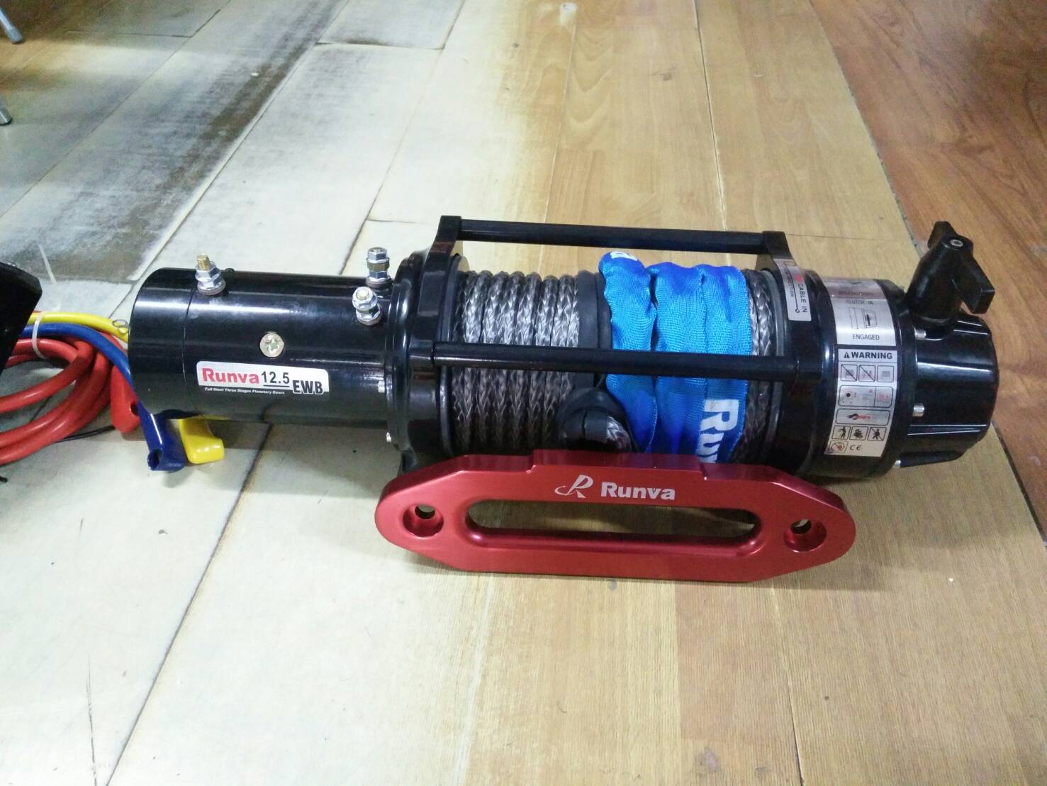 WINCH RUNVA (EWB12500 SYN)