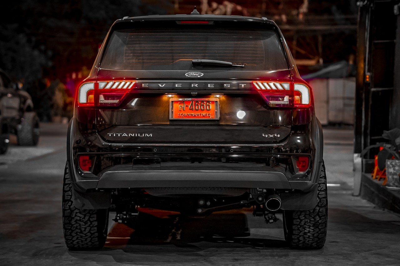 FORD EVEREST NEXTGEN ล้อแท้ HOSSTILE H113 ขอบ20