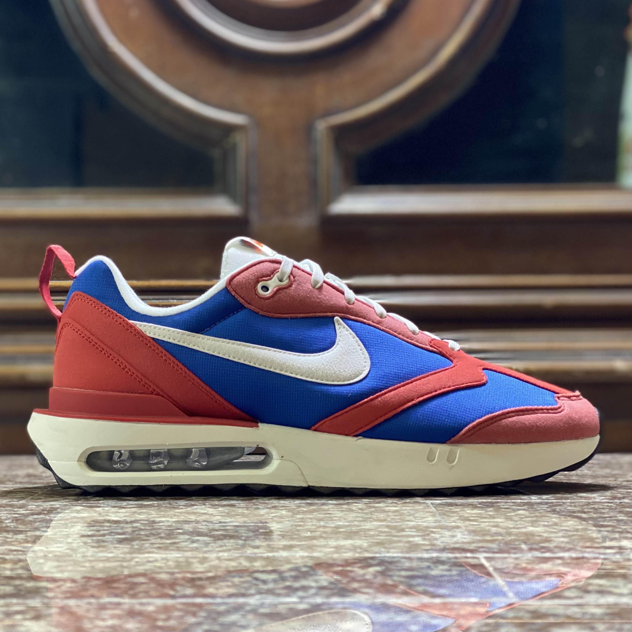 รองเท้า Nike Air Max Dawn ‘Team Red’ (M10US)