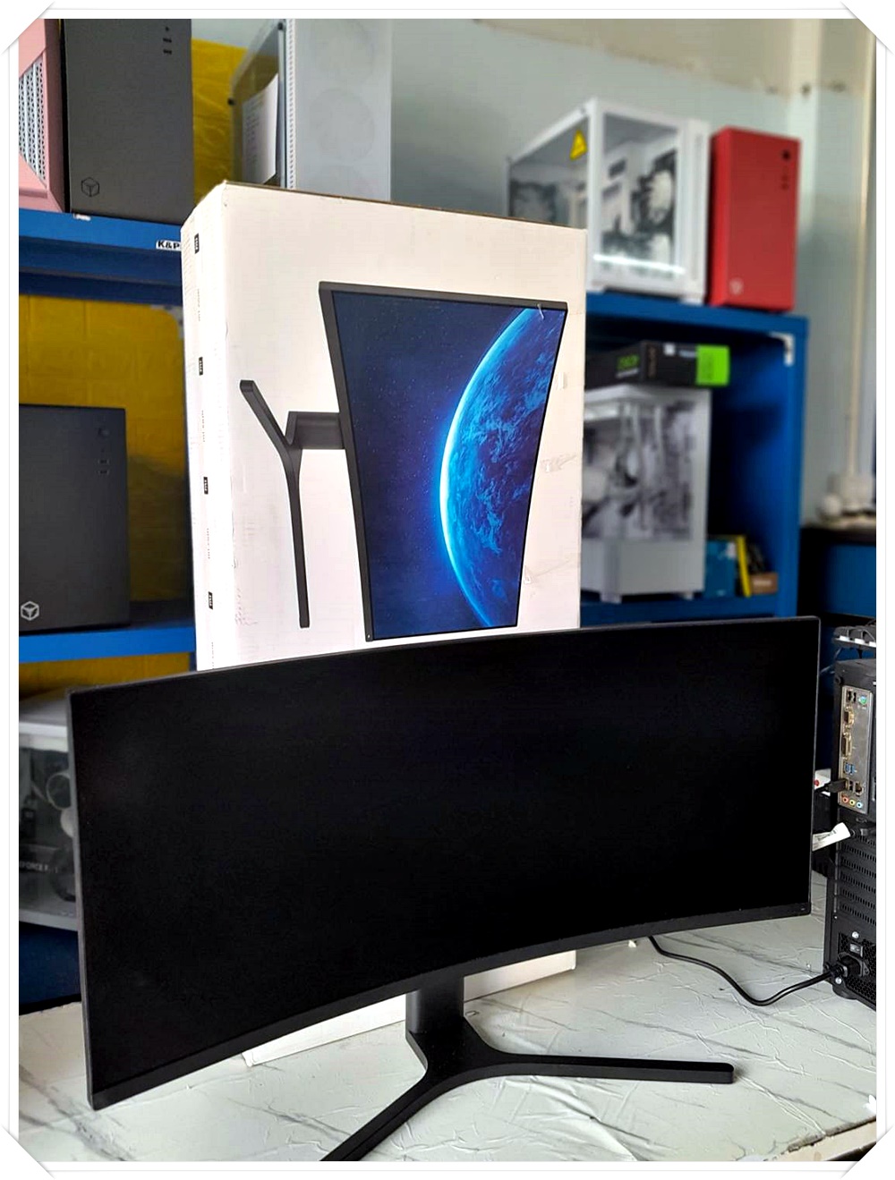 (* มือ 2) จอมอนิเตอร์ 34 " Xiaomi Mi Curved Gaming Monitor 4K (144Hz)