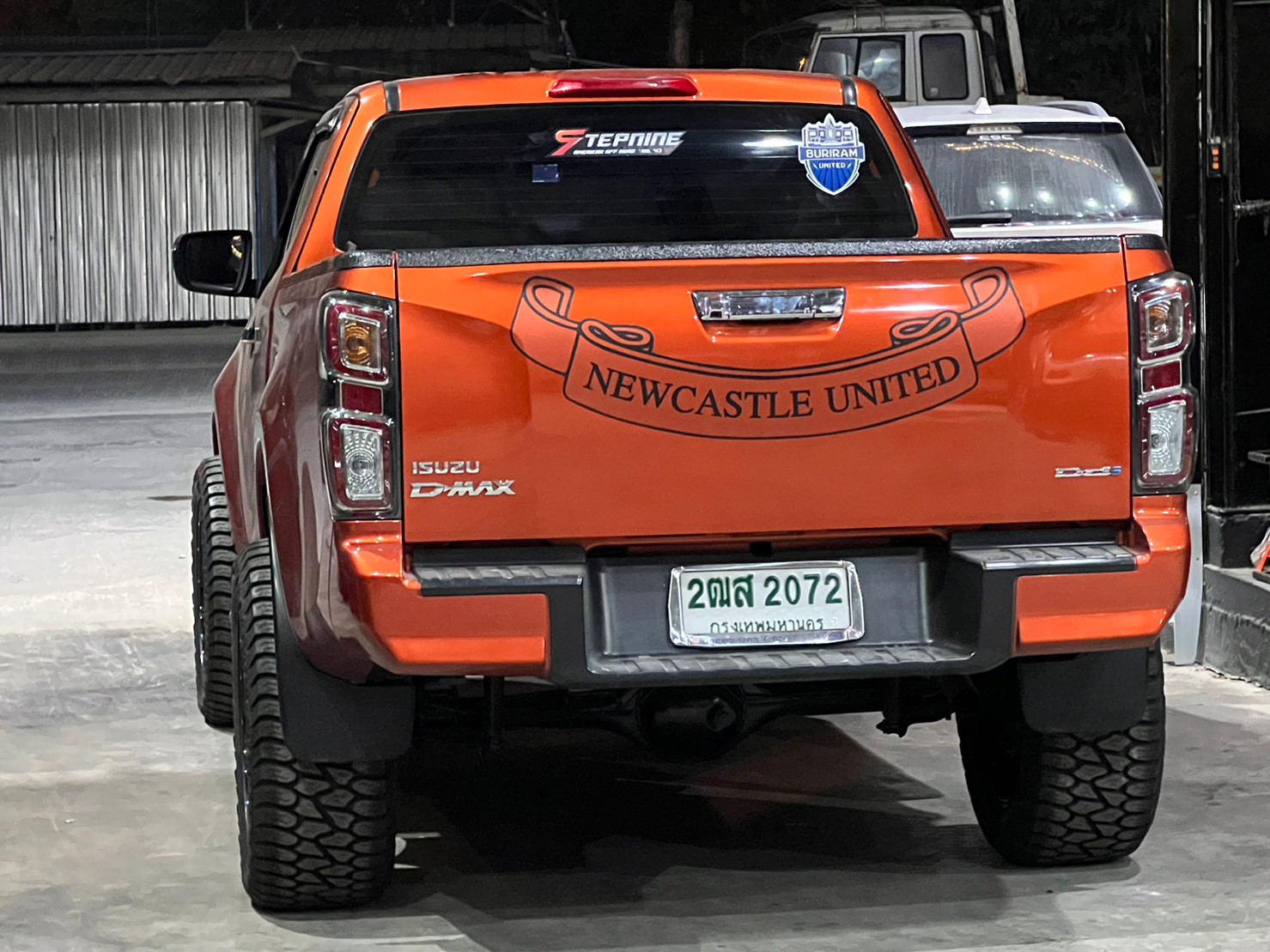 ISUZU D-MAX แต่งทรงเมกาที่ STEP9