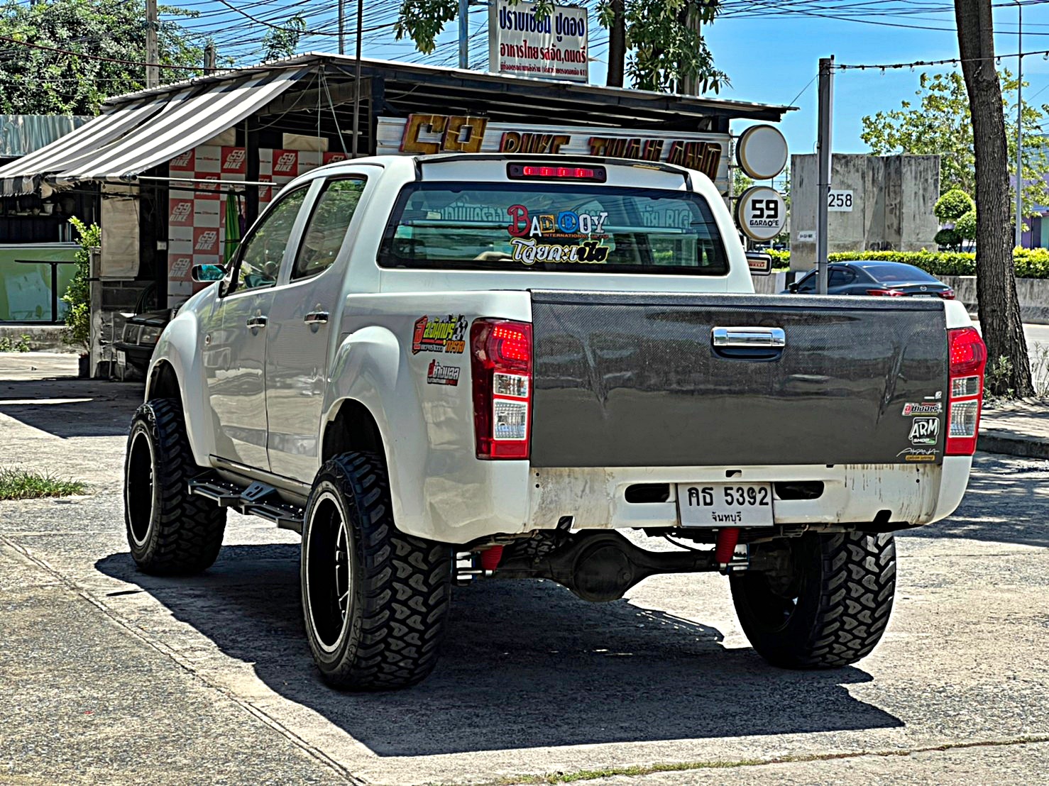 D-MAX_จองคิวมาจากจันทบุรี คันนี้ตัวเตี้ยโหลดเตี้ย จัดทรงเมกาที่ STEP9