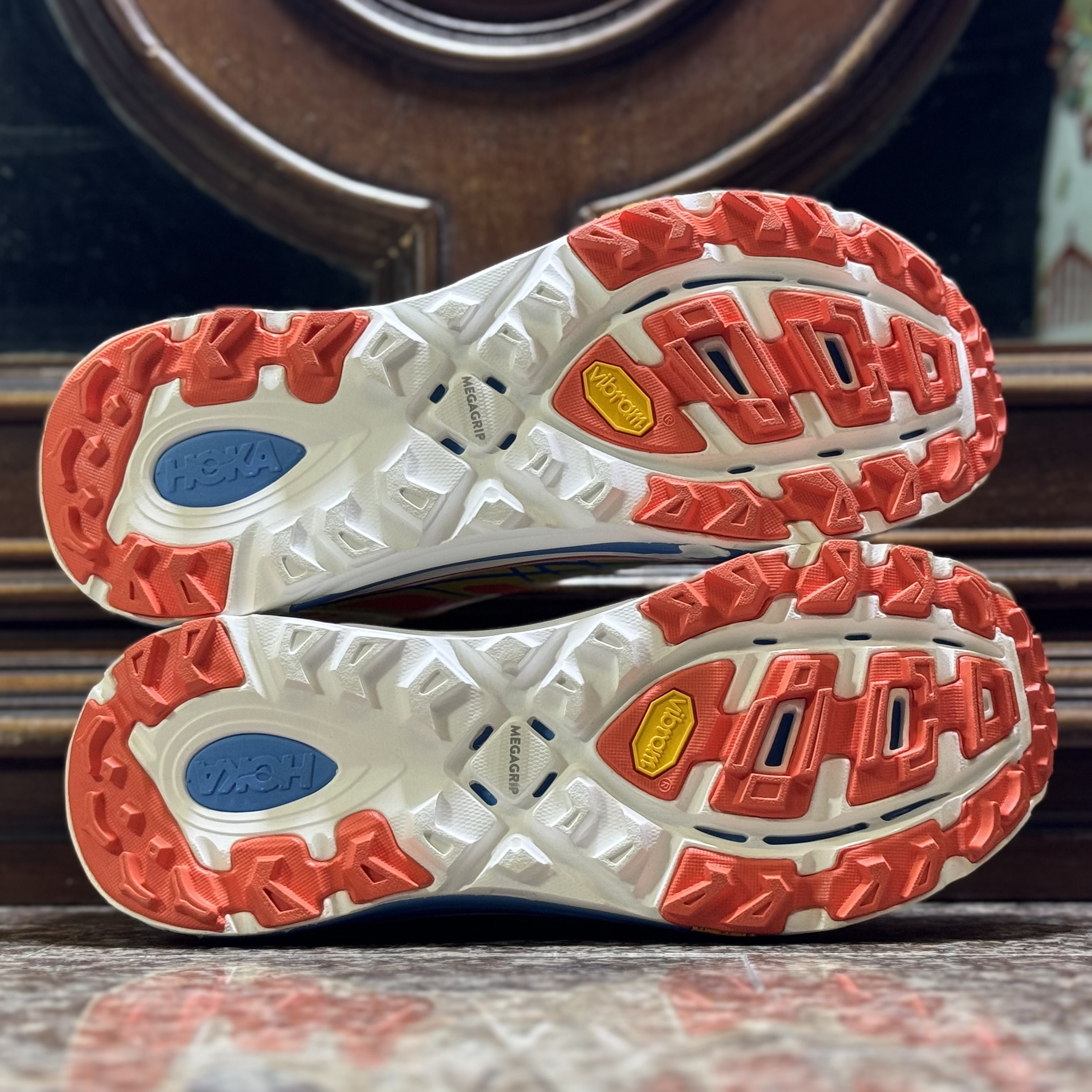 รองเท้า HOKA MaFate Speed 2 ‘EXCLUSIVE’ (M8.5/9/9.5/10/11/12US)