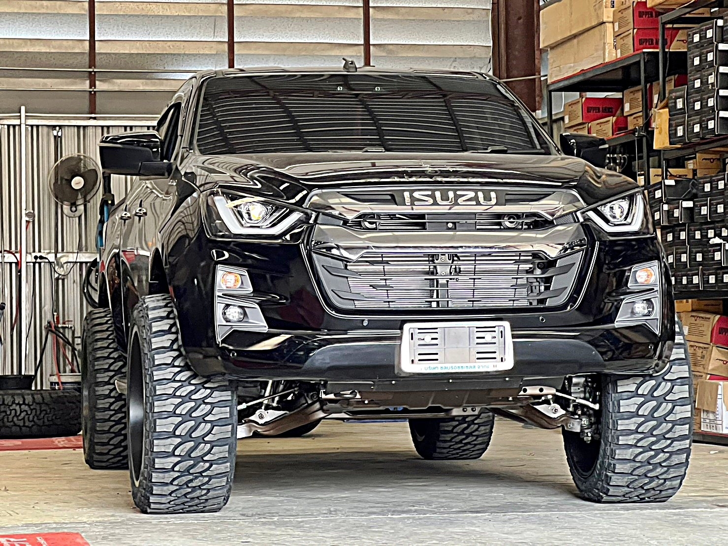 จัดเต็มชุดแต่ง ISUZU D-MAX V-CROSS