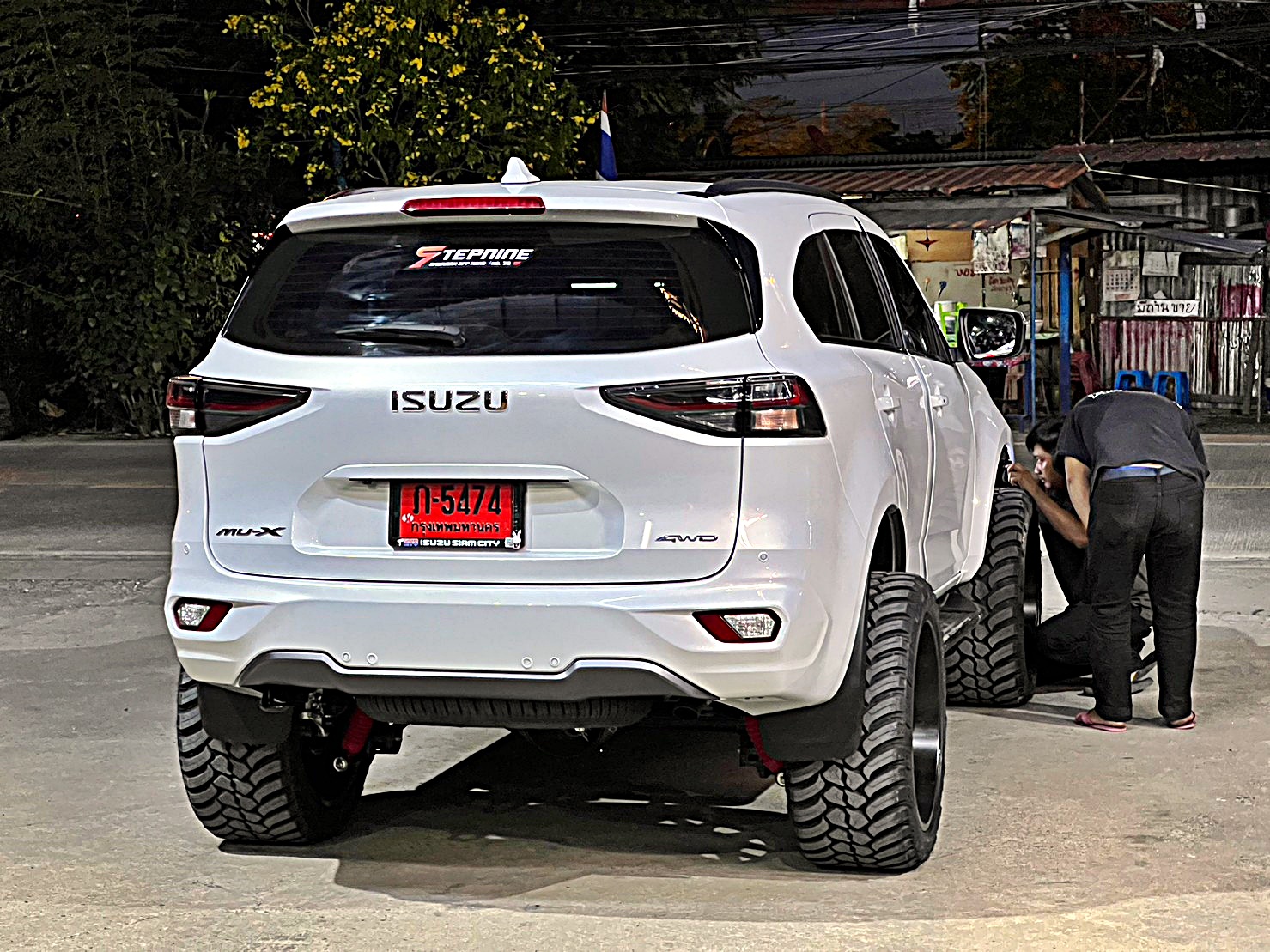 ล้อแท้ HOSTILE H113 ขอบ22 ใส่ MU-X แต่งเมกา