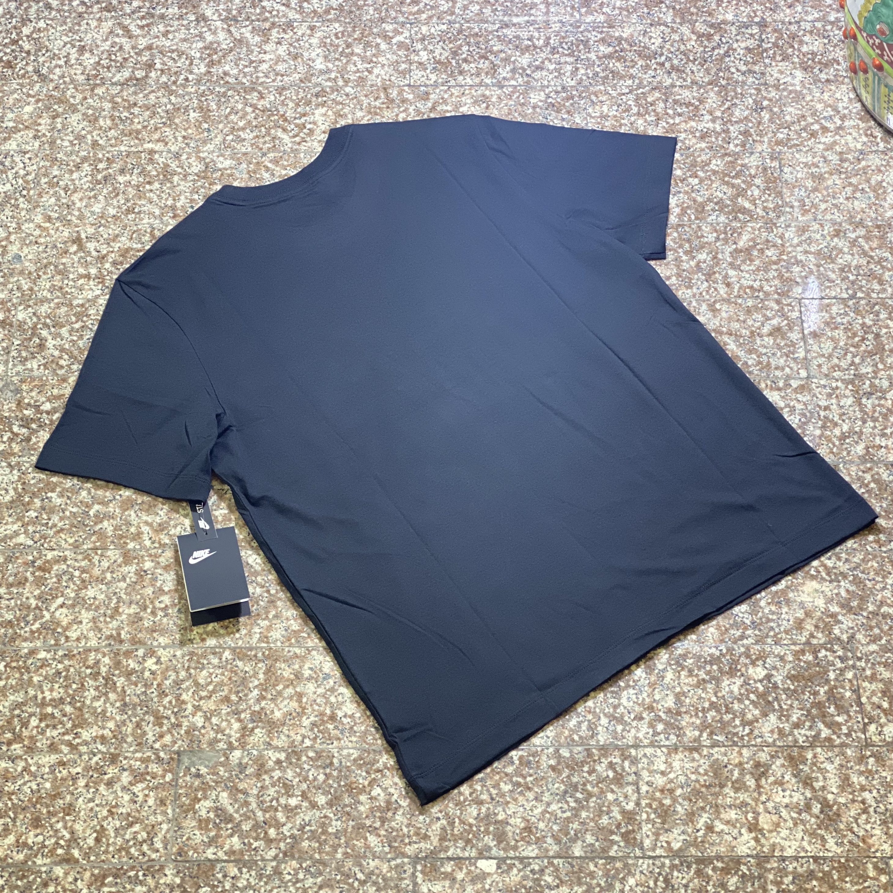 เสื้อ Nike Dri-Fit Futura ShoeBox T-Shirt (S)