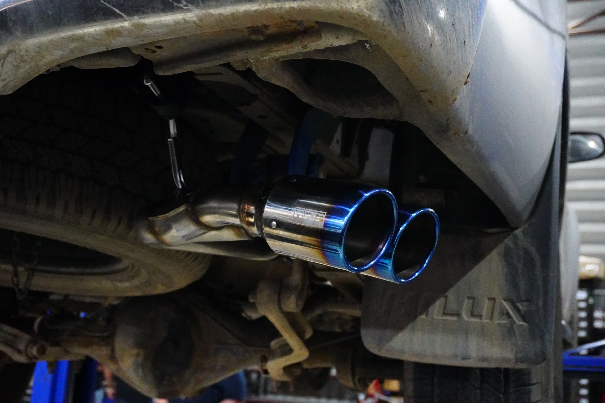 ท่อ HKS ปลาย TITANIUM ใส่ TOYOTA REVO