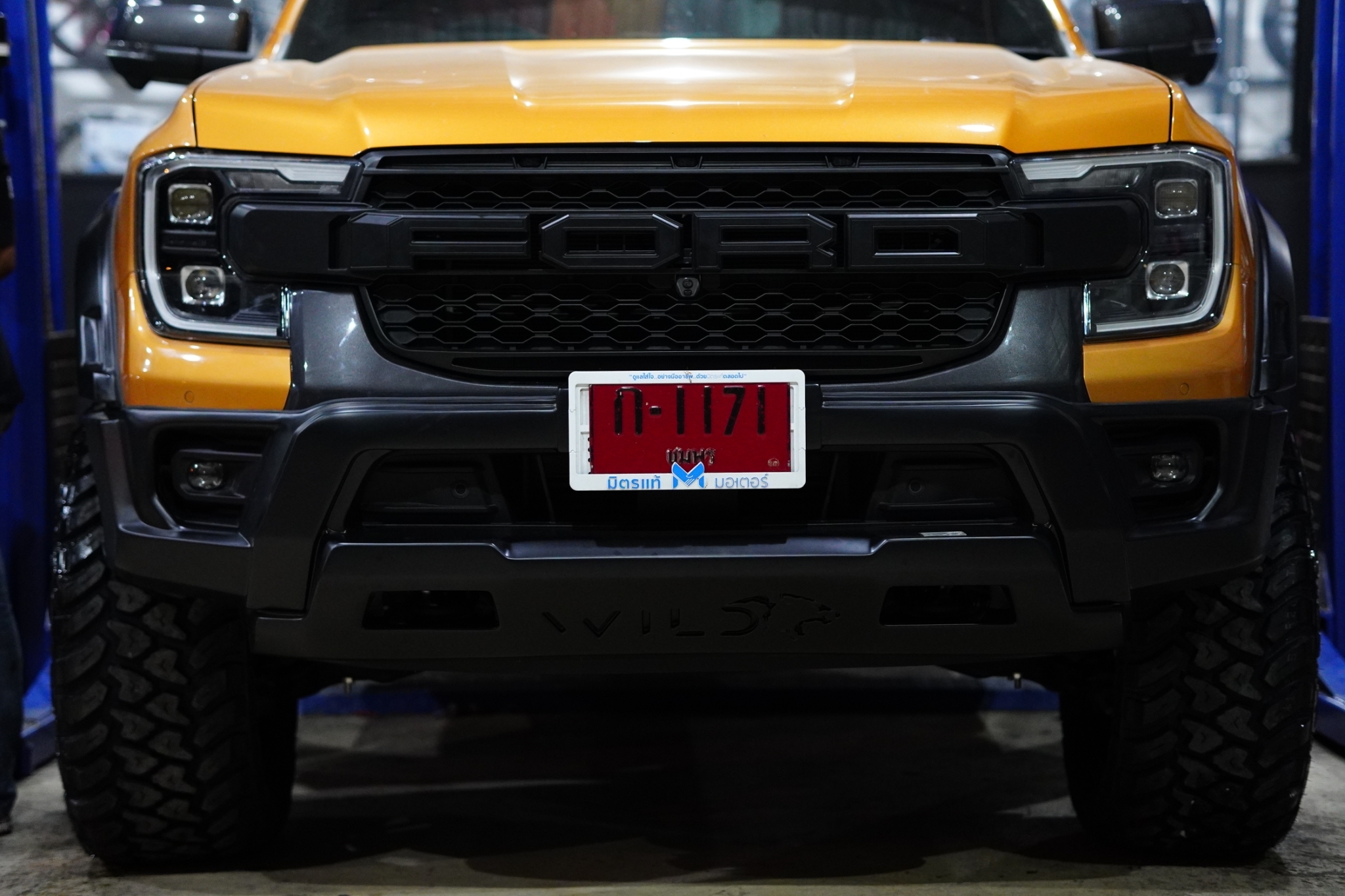 FORD RANGER NEXTGEN จองคิวมาจาก ชุมพร แต่งทรงเมกาที่ STEP9
