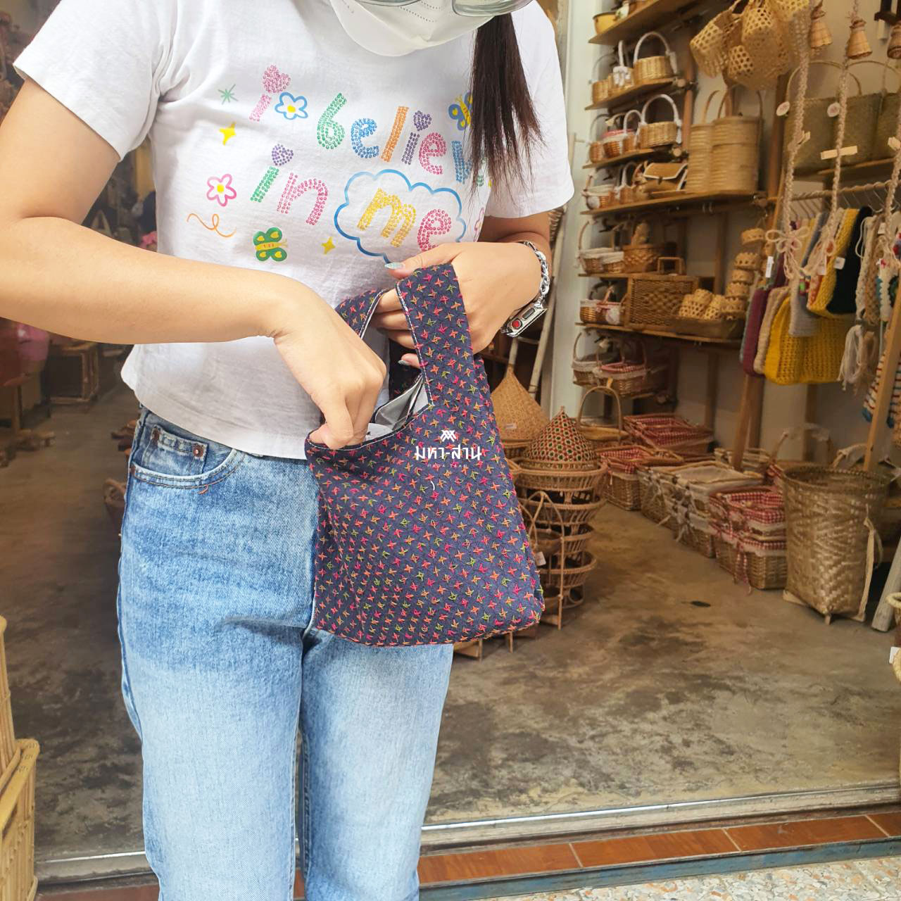 กระเป๋าผ้า ถุงผ้า แฟชั่น หูหิ้ว กระเป๋าคล้องแขน คละสี 🍨