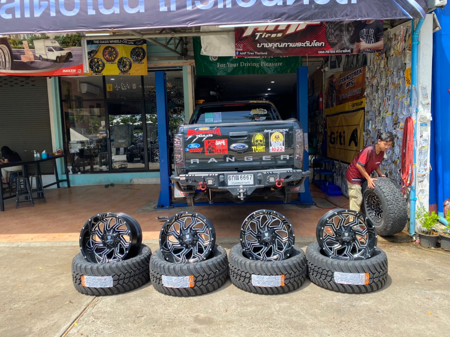 FORD WILDTRACK ทรงเมกา