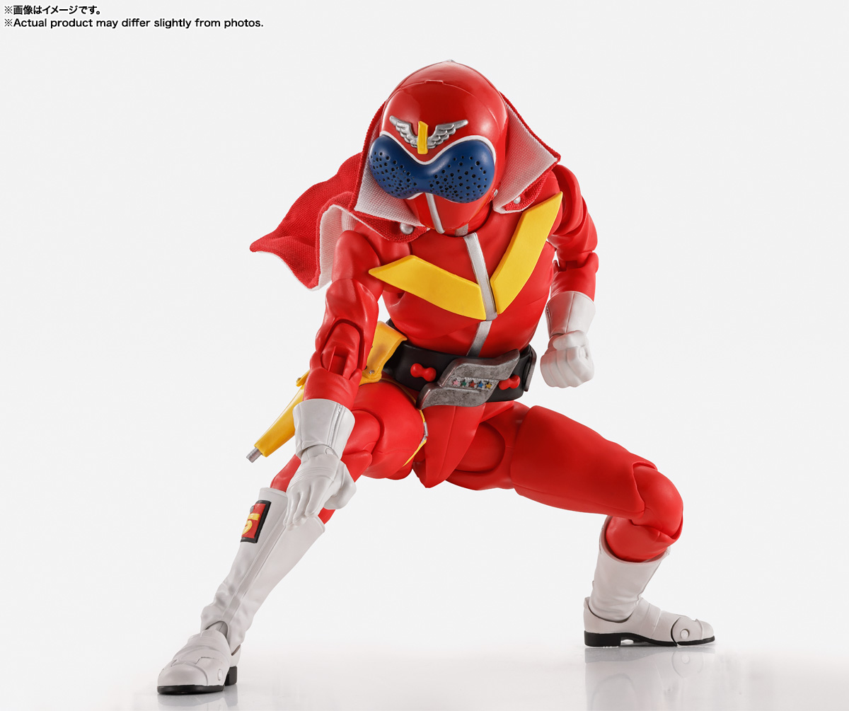 S.H.Figuarts (SHINKOCCHOU SEIHOU) AKARENGER Super Sentai 50th Anniversary Ver. (First press limited pedestal included)