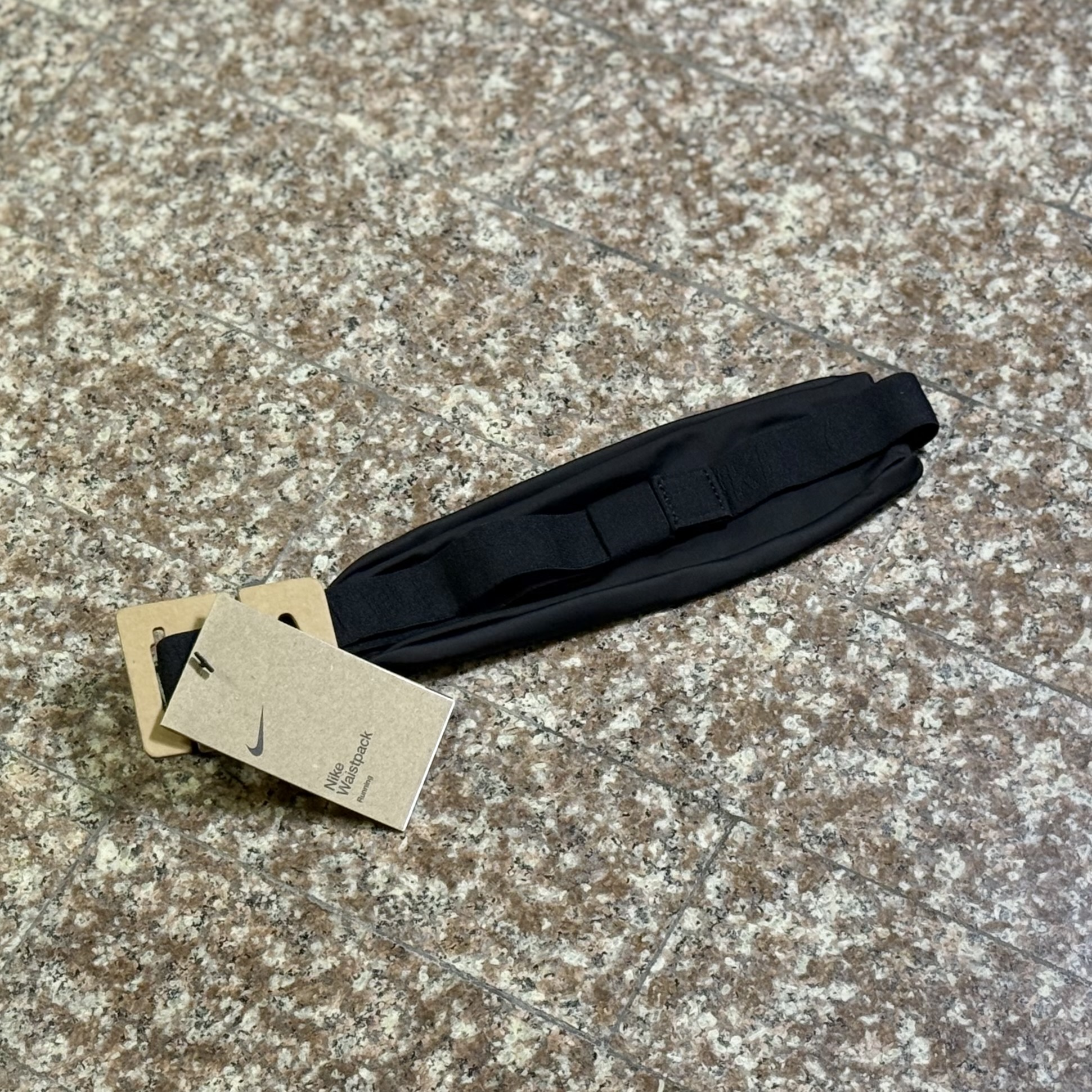 กระเป๋าวิ่ง Nike Running Slim WaistPack (3สี)