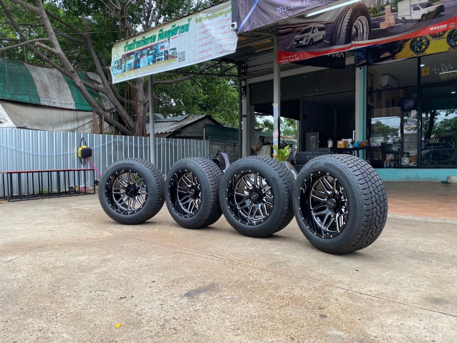 FORD ทรงเมกา ล้อเทพลึกสุดตาราง