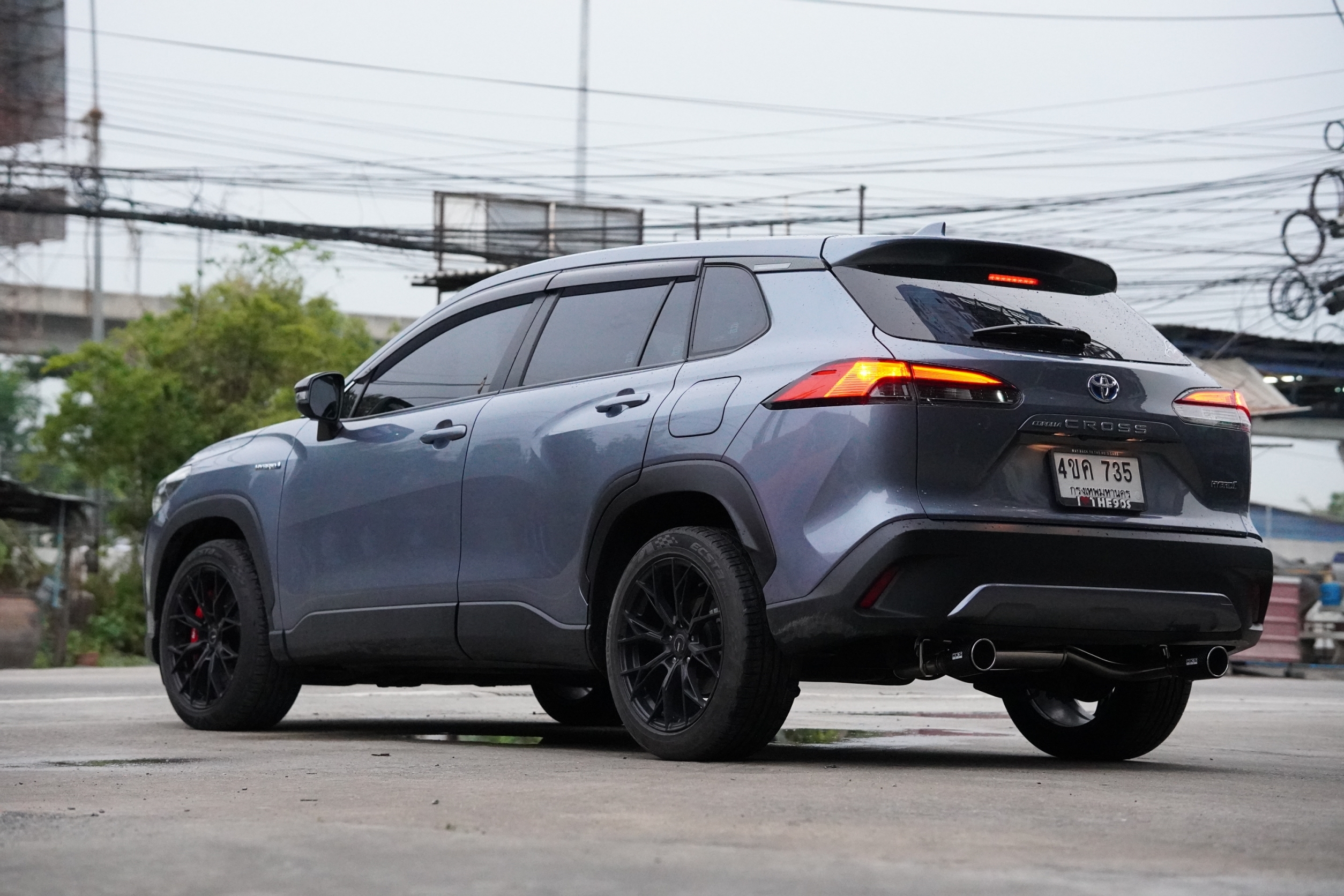 ท่อ HKS ท่อคู่ออกซ้ายขวา ใส่ TOYOTA CORILA CROSS ของแท้ที่ STEP9