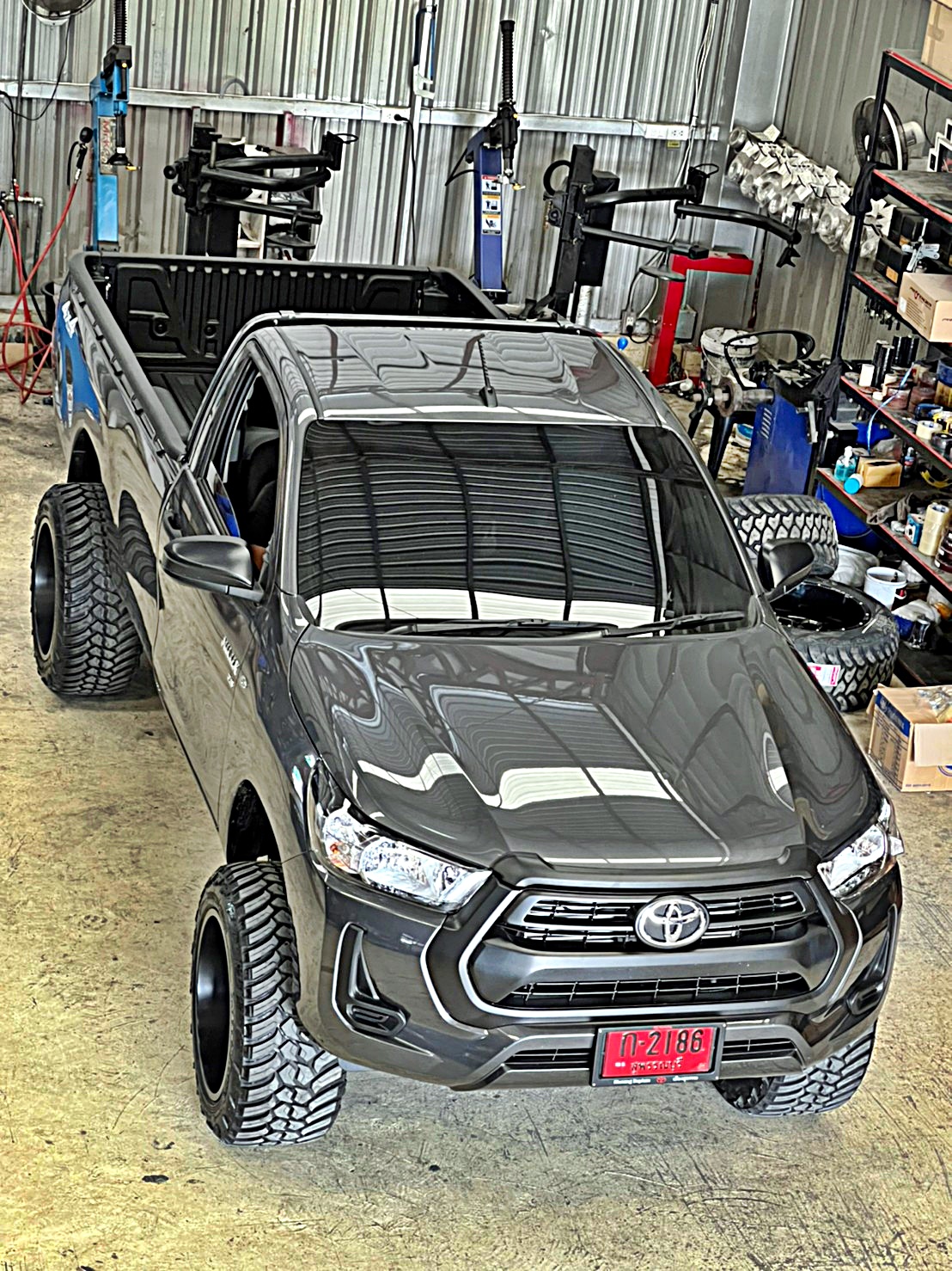 #TOYOTA_REVO_หัวเดียว จองคิวมาจากสุพรรณบุรี ทำทรงเมกาที่STEP9