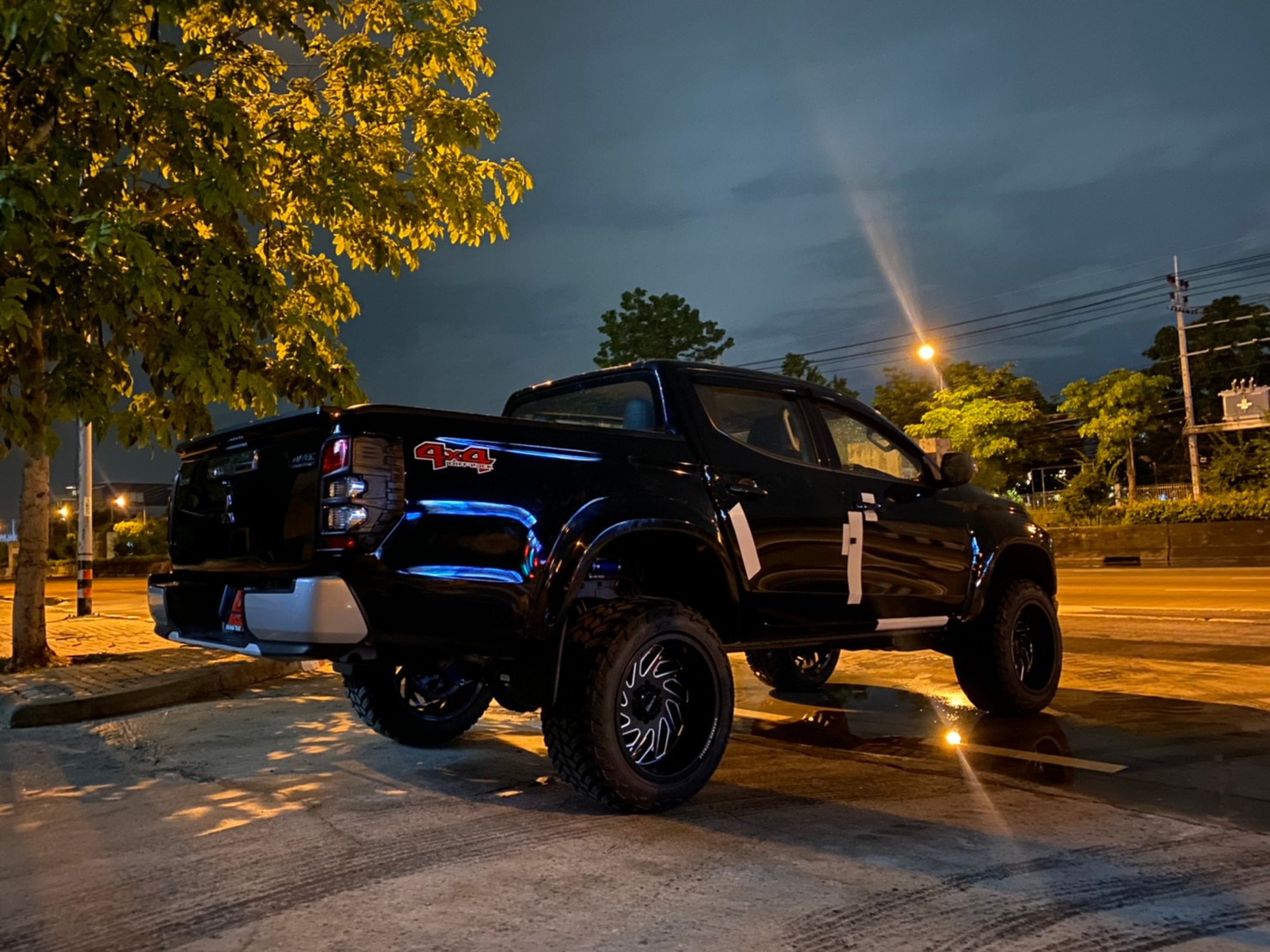 TRITON 4X4 จัดทรงเมกา