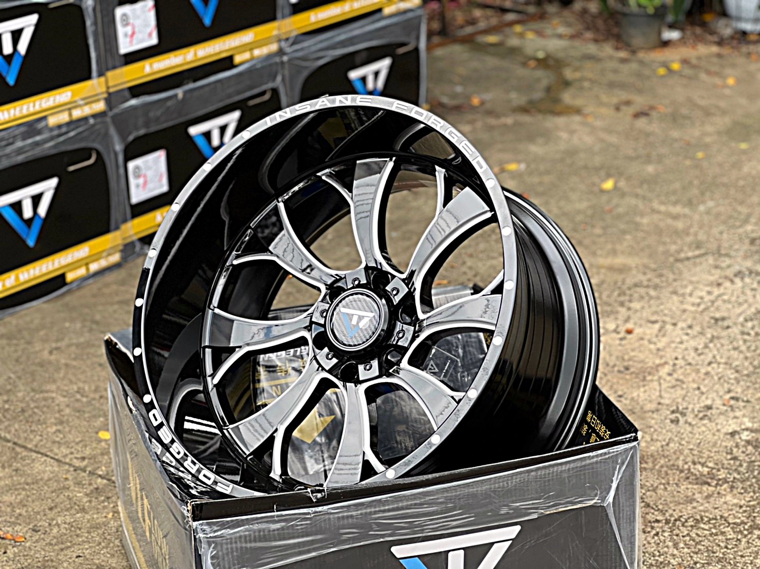 ล้อเมกา มาใหม่ INSANE FORGED ขอบ22