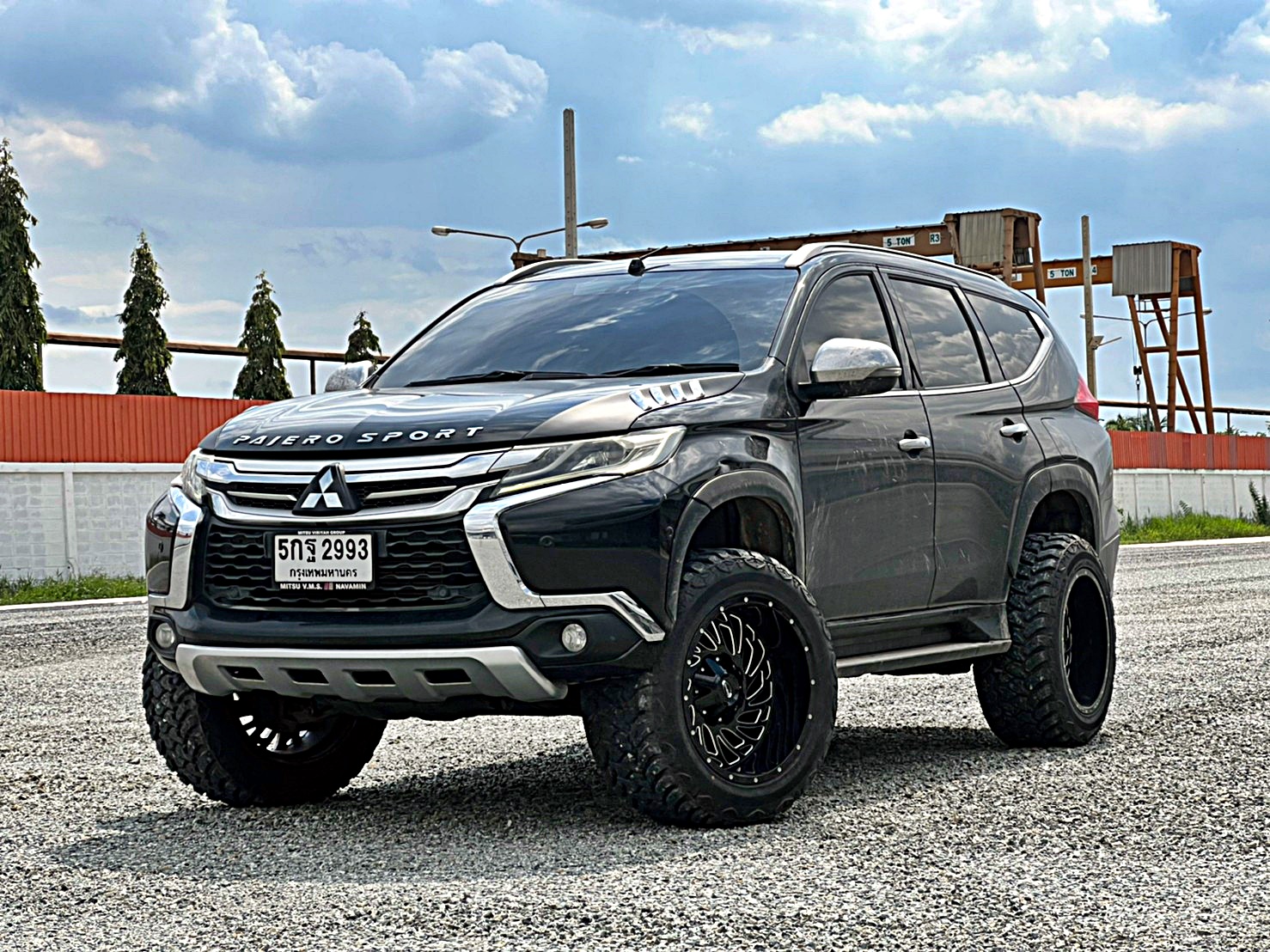 #PAJERO_ทรงเมกา ที่ STEP9