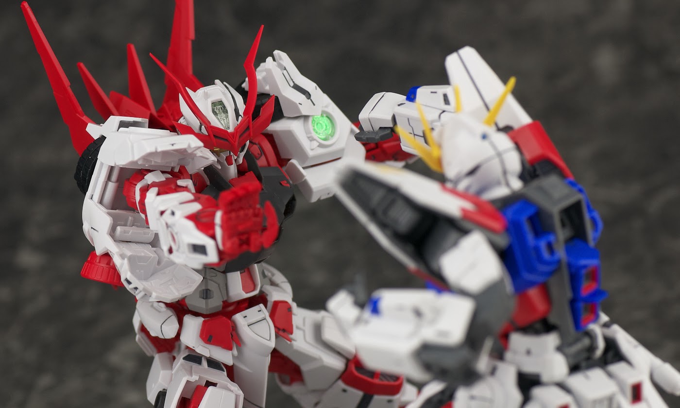 MG 1/100 SENGOKU ASTRAY GUNDAM