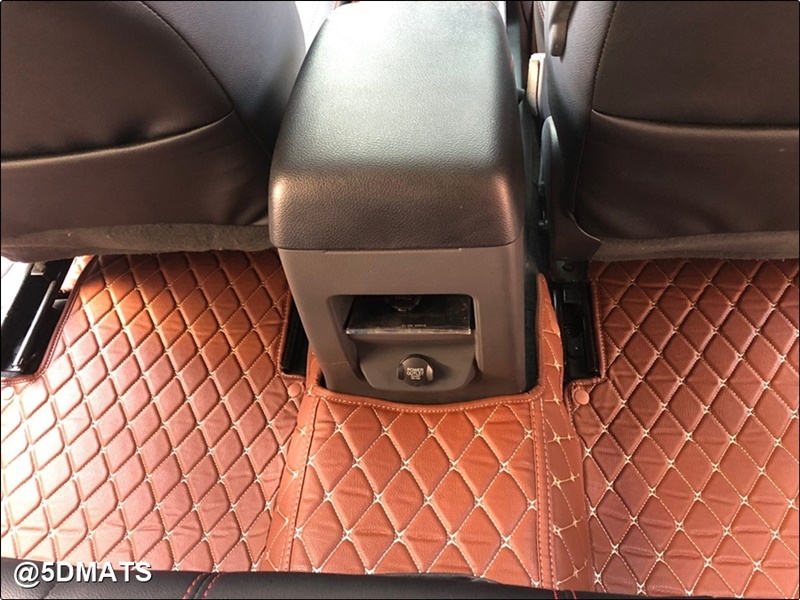 พรมปูพื้นรถยนต์ 6D MAZDA BT-50 PRO 4ประตู (2012-19) พรมหนัง6D เกรดA 12มิล เต็มคัน 3ชิ้น