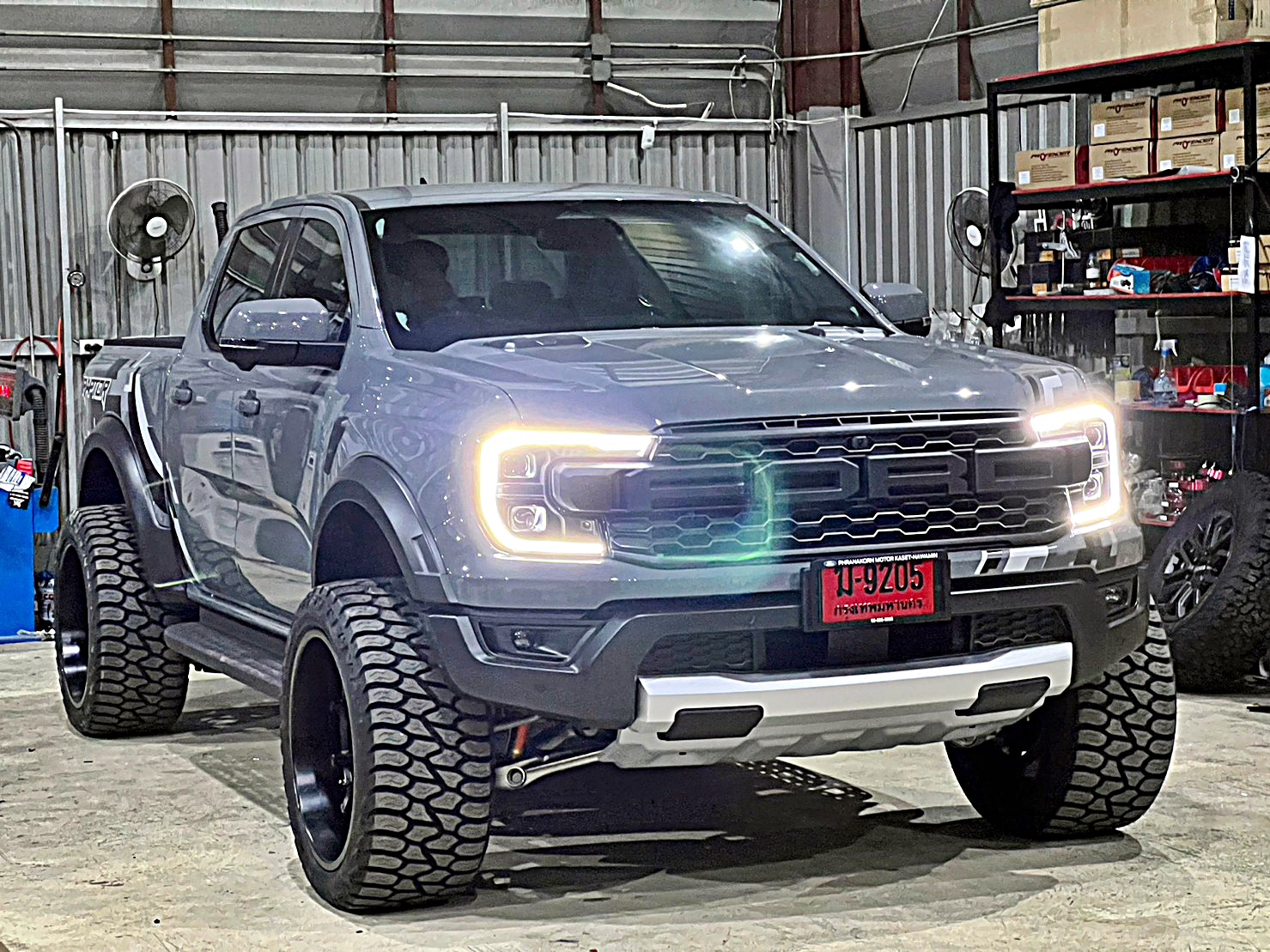 ส่งงาน RAPTOR V6 หล่อจบ ที่ Step9 ล้อแท้ HOSTILE H113