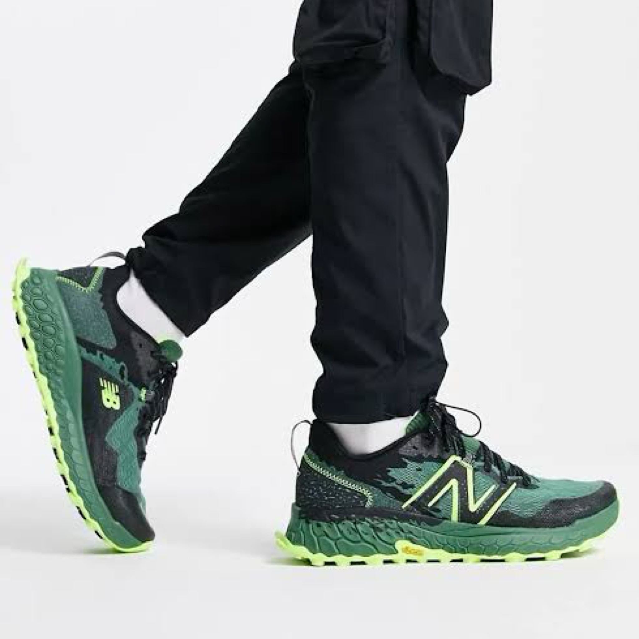 รองเท้าวิ่งเทรล New Balance Fresh Foam X Hierro V7 (M7/7.5US)