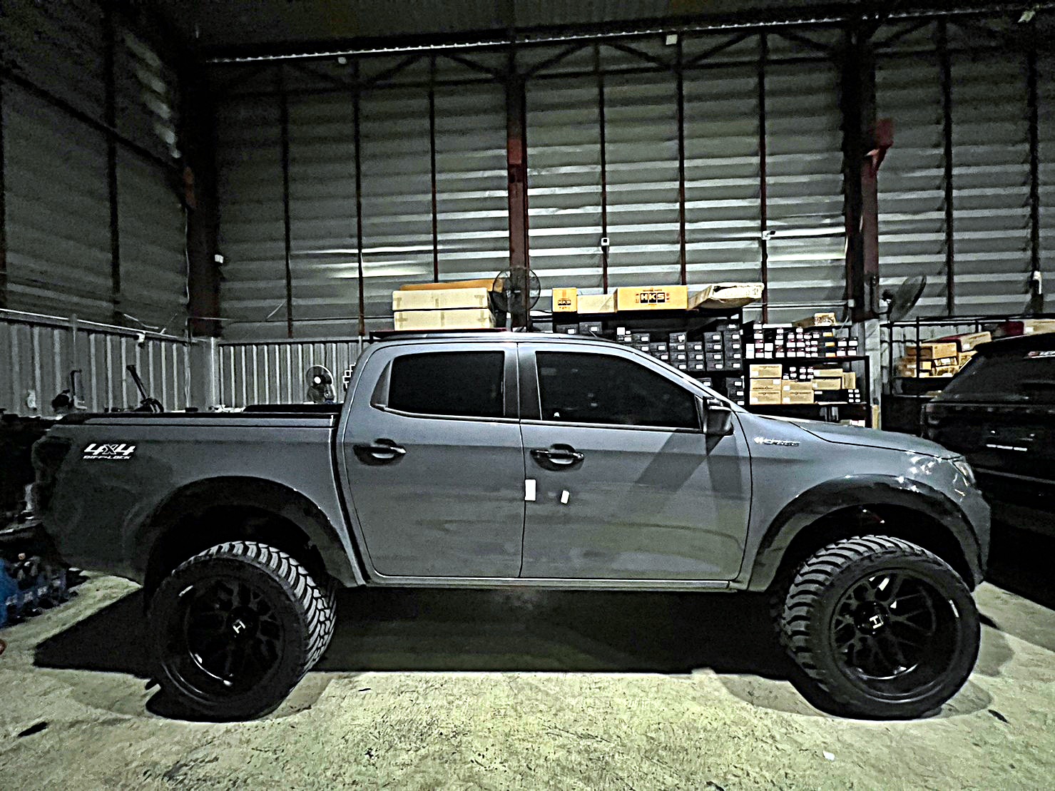 D-MAX ทรงเมกา จัดเต็ม ครบชุดที่ STEP9