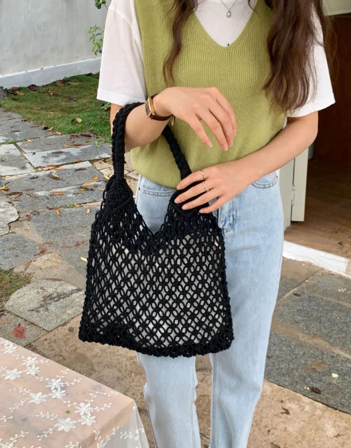 กระเป๋าถักสะพายไหล่ มีซับ สีสดใส ไปเที่ยว 💝