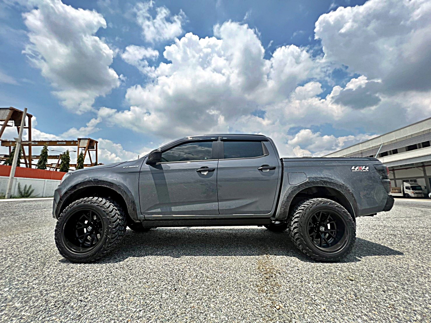 D_MAX_ทะเบียนนครปฐม ทำทรงเมกาที่ STEP9